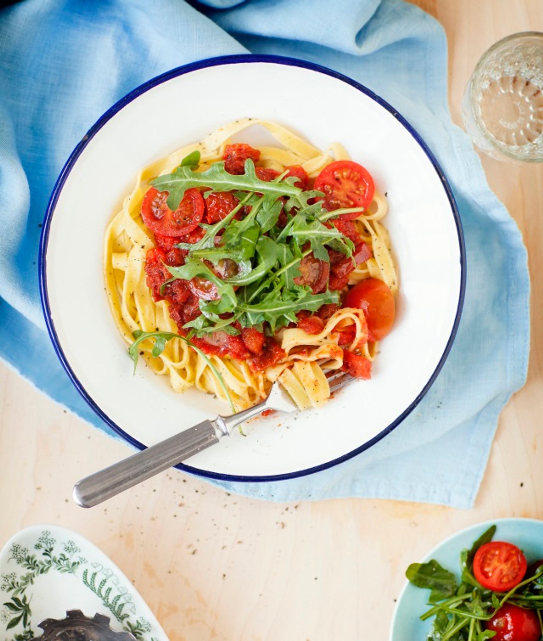 Kolmen tomaatin tuorepasta