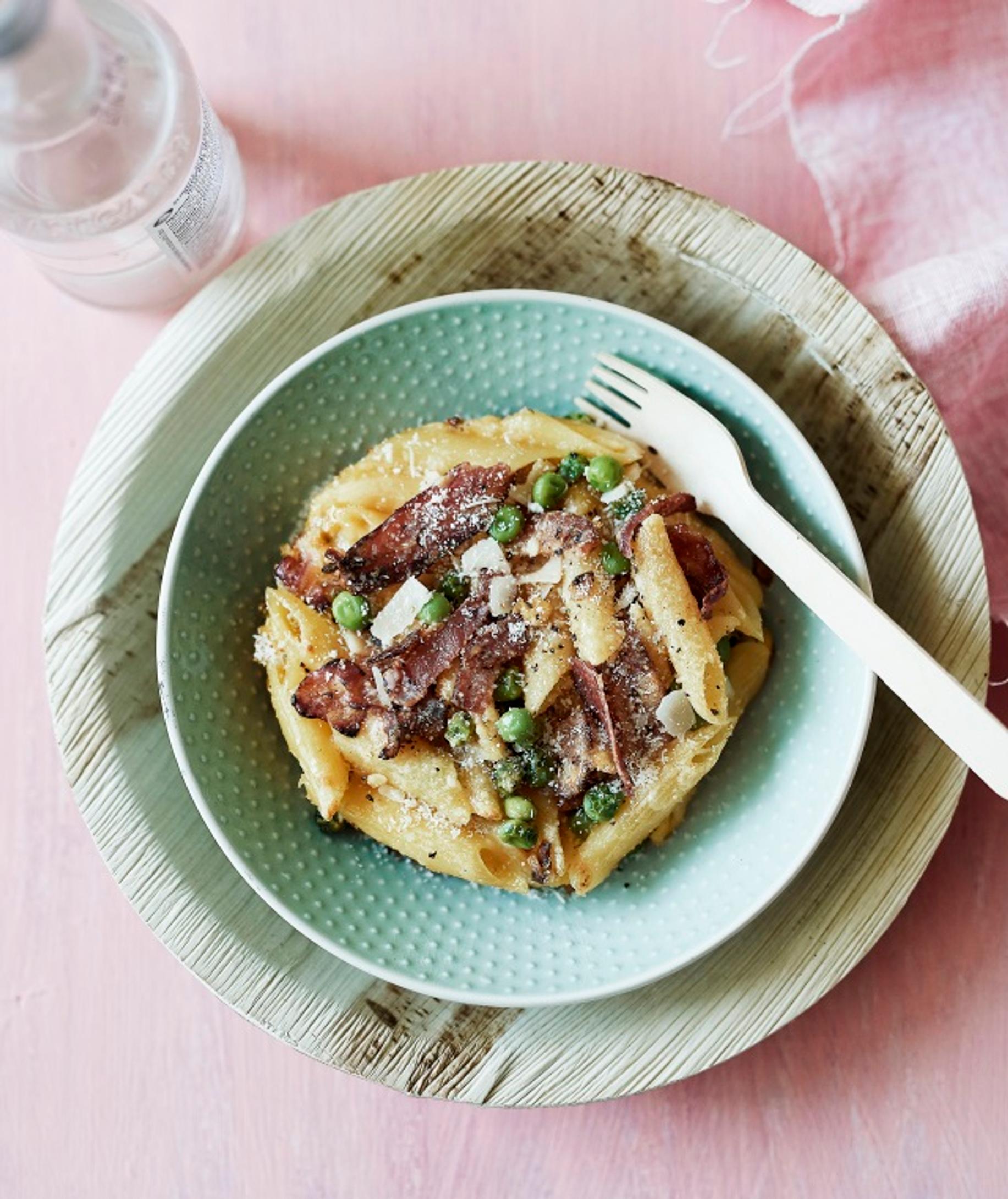 Pekoni-pastafrittata
