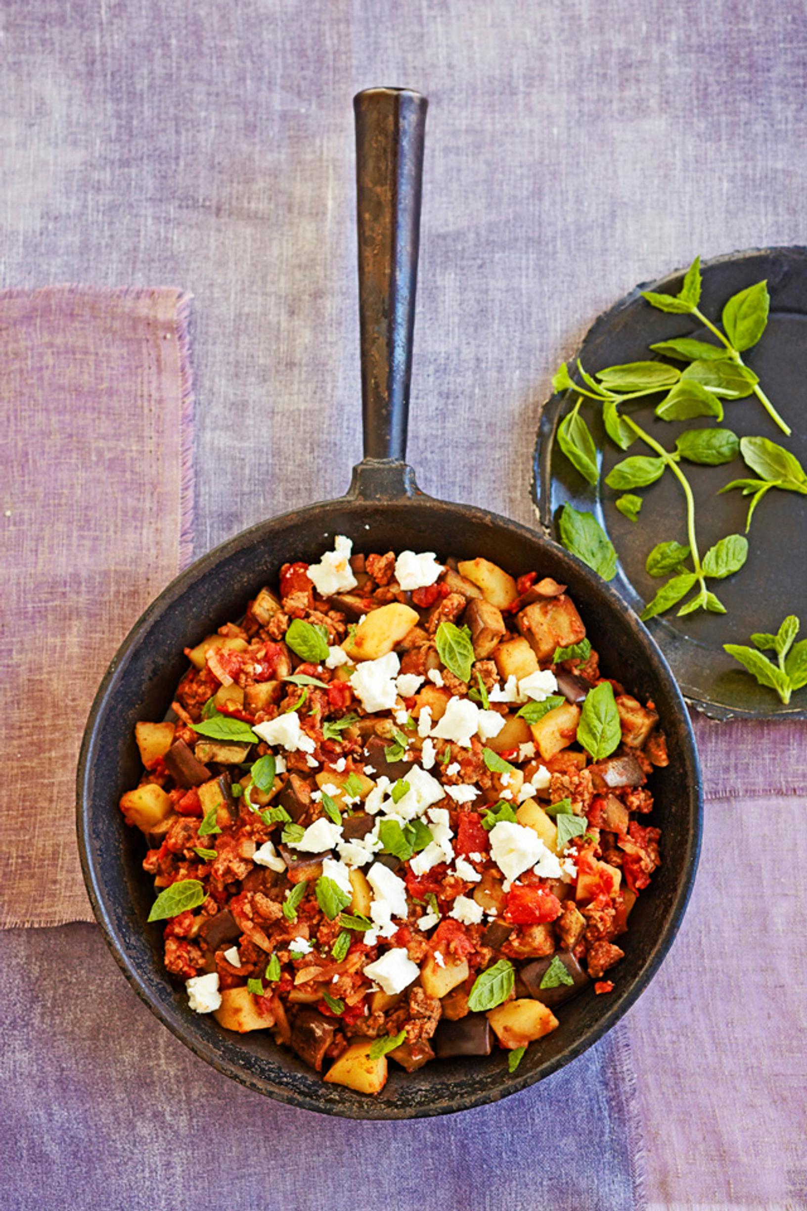 Moussaka pannulla