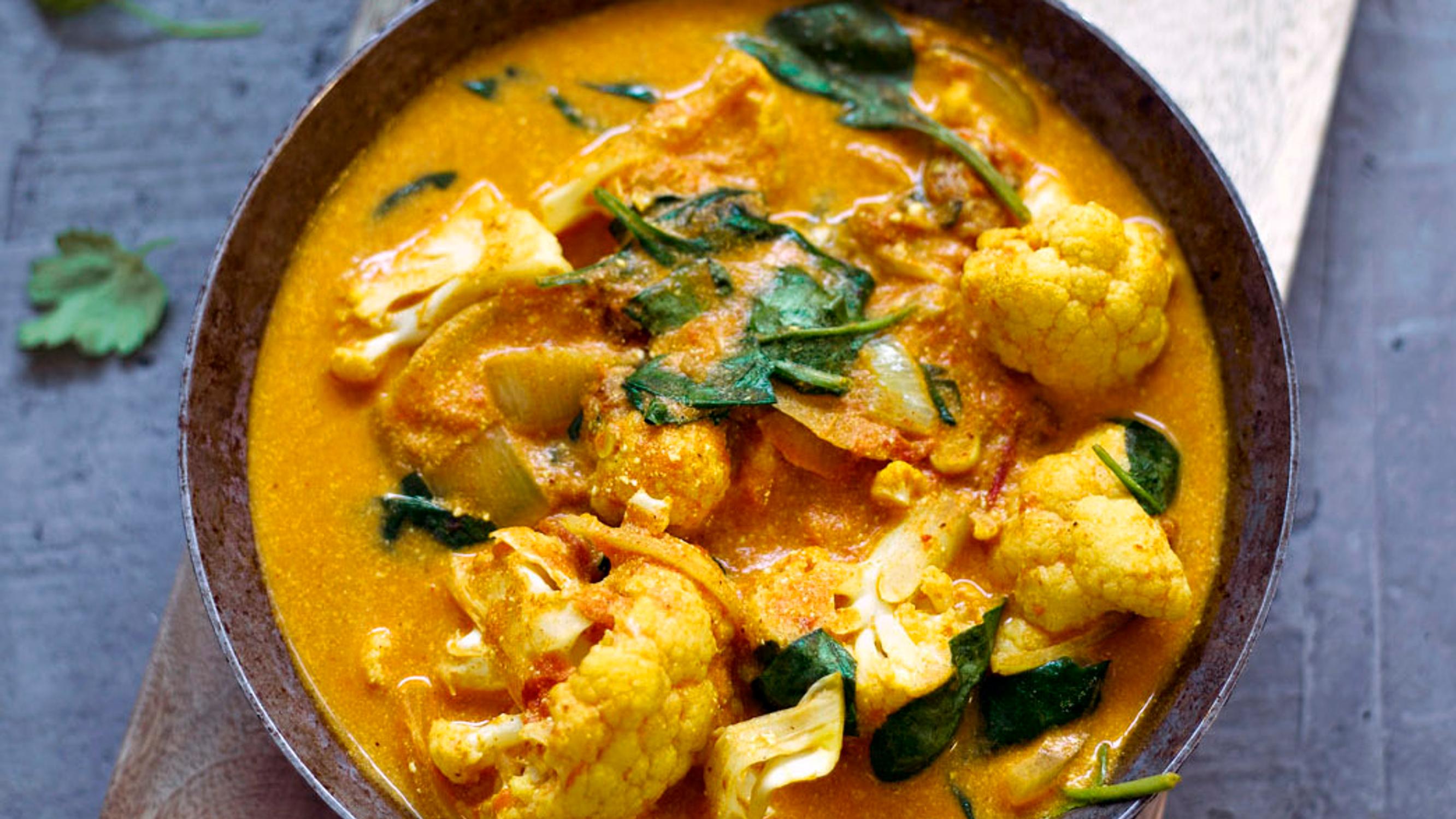 Kukkakaalicurry – maukas intialainen curry on lautasilla puolessa tunnissa