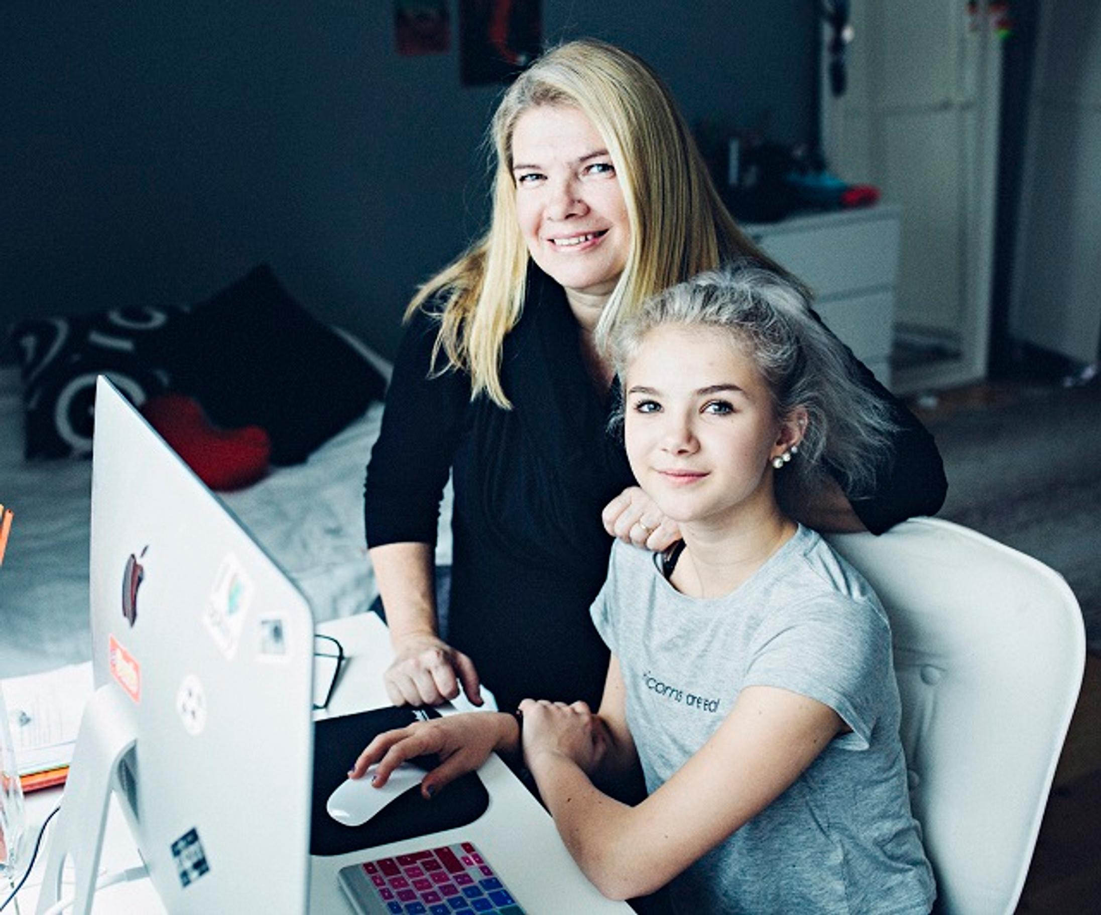 "Teini-ikäisen tyttäreni videoblogilla on 160 000 vakituista seuraajaa"
