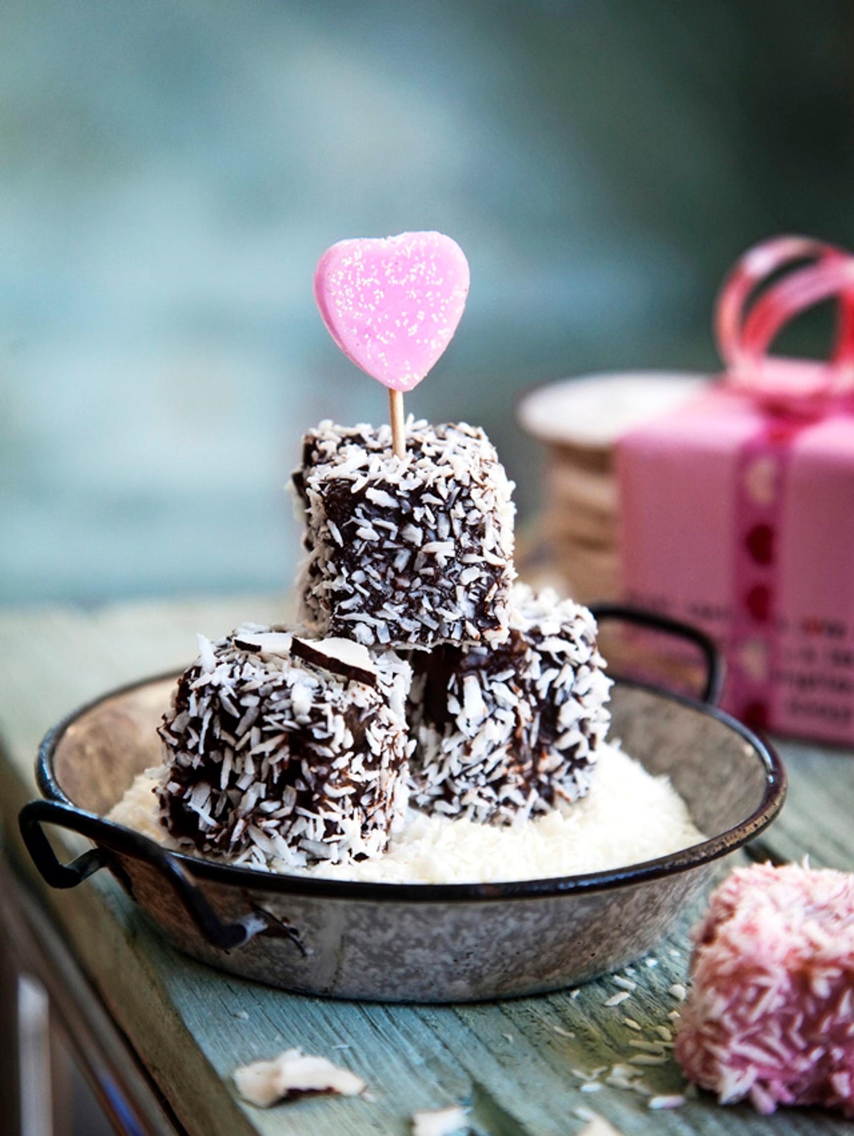 Lamington-minikakut ovat australialaisten mokkapalat – näitä kannattaa leipoa!