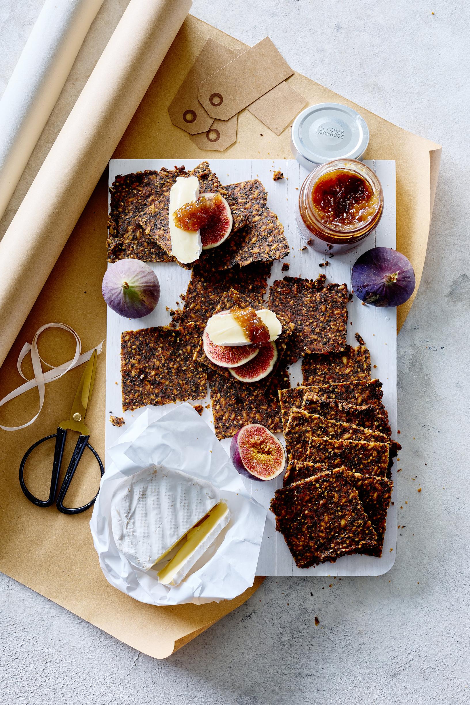 Saaristolaisnäkkileipä – leivo saaristolaisleivän makeanmaltainen maku rapean rouskuvassa muodossa 