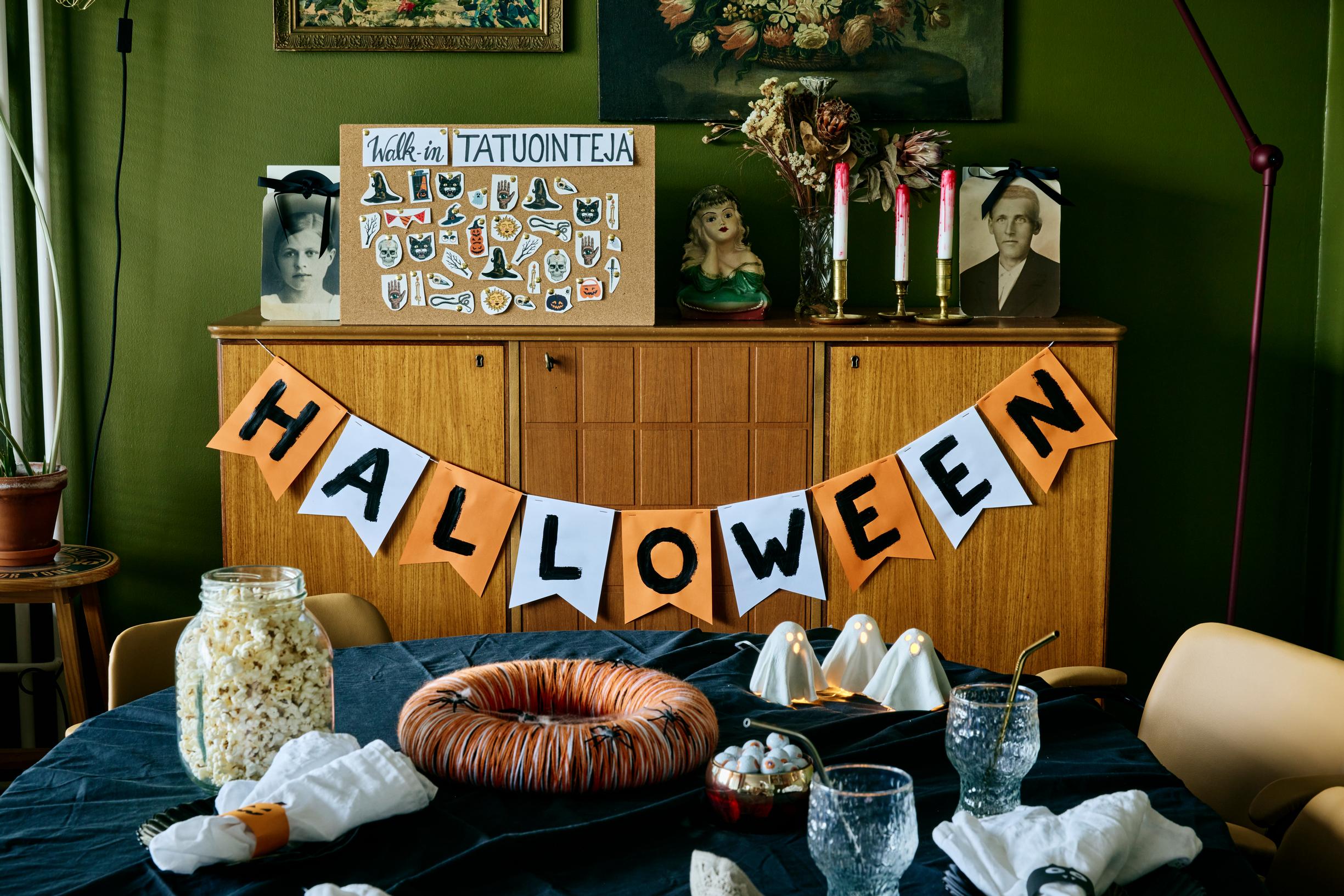 Elinan Halloween-kattaus.
