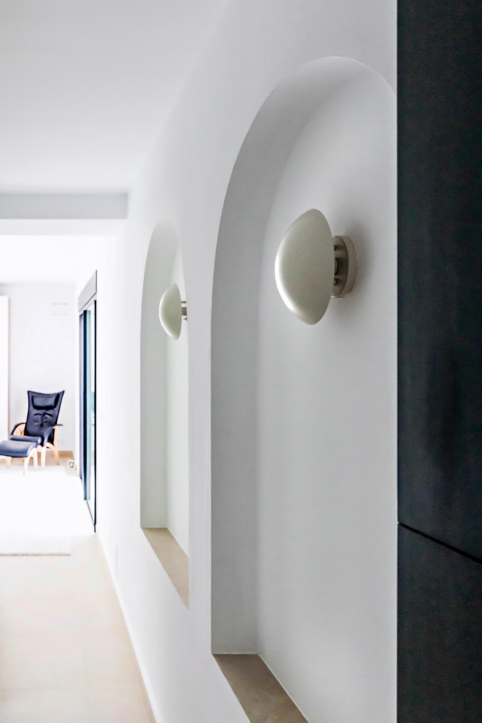 Louis Poulsenin seinävalaisimet