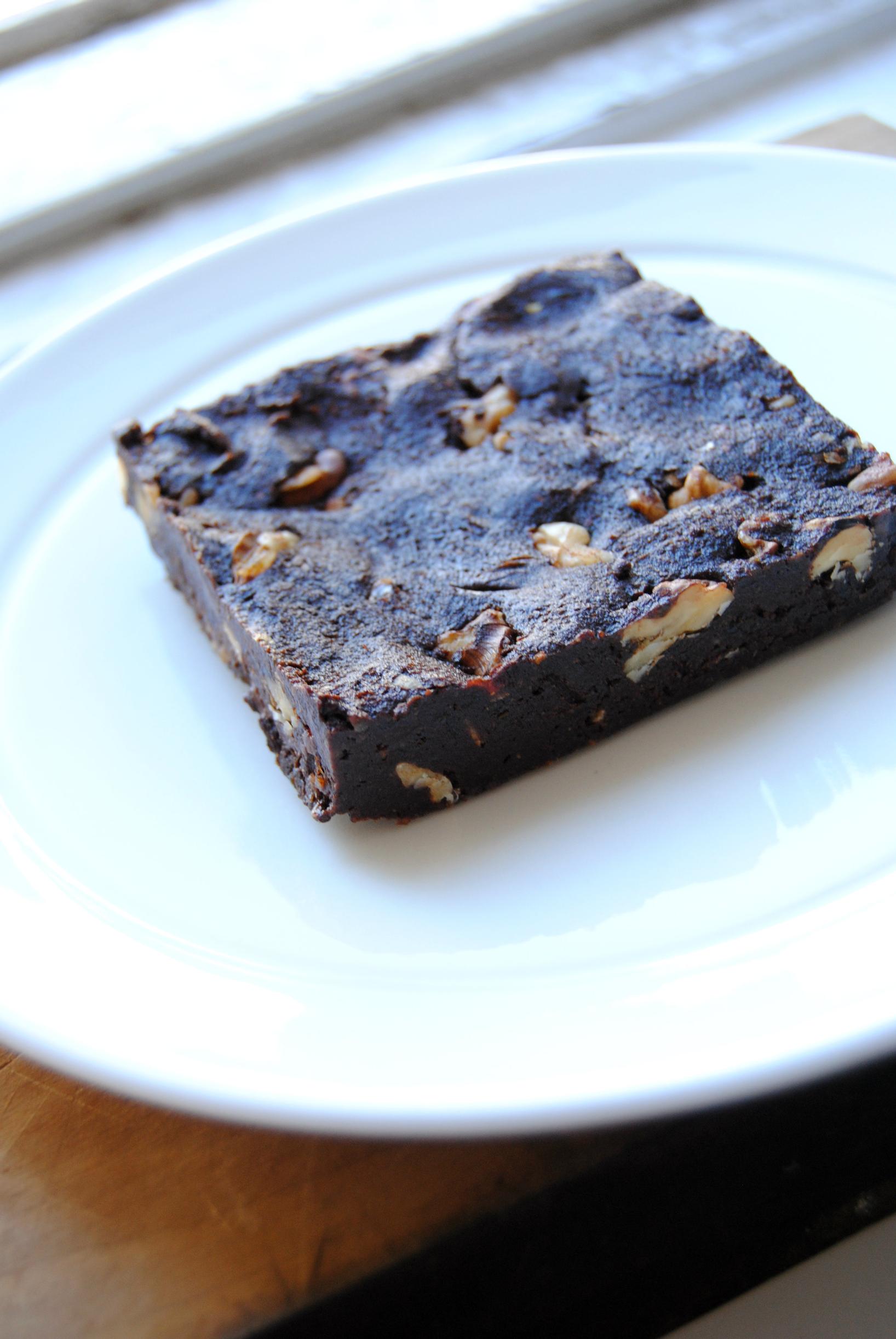 Raakabrowniet – vartissa valmista!