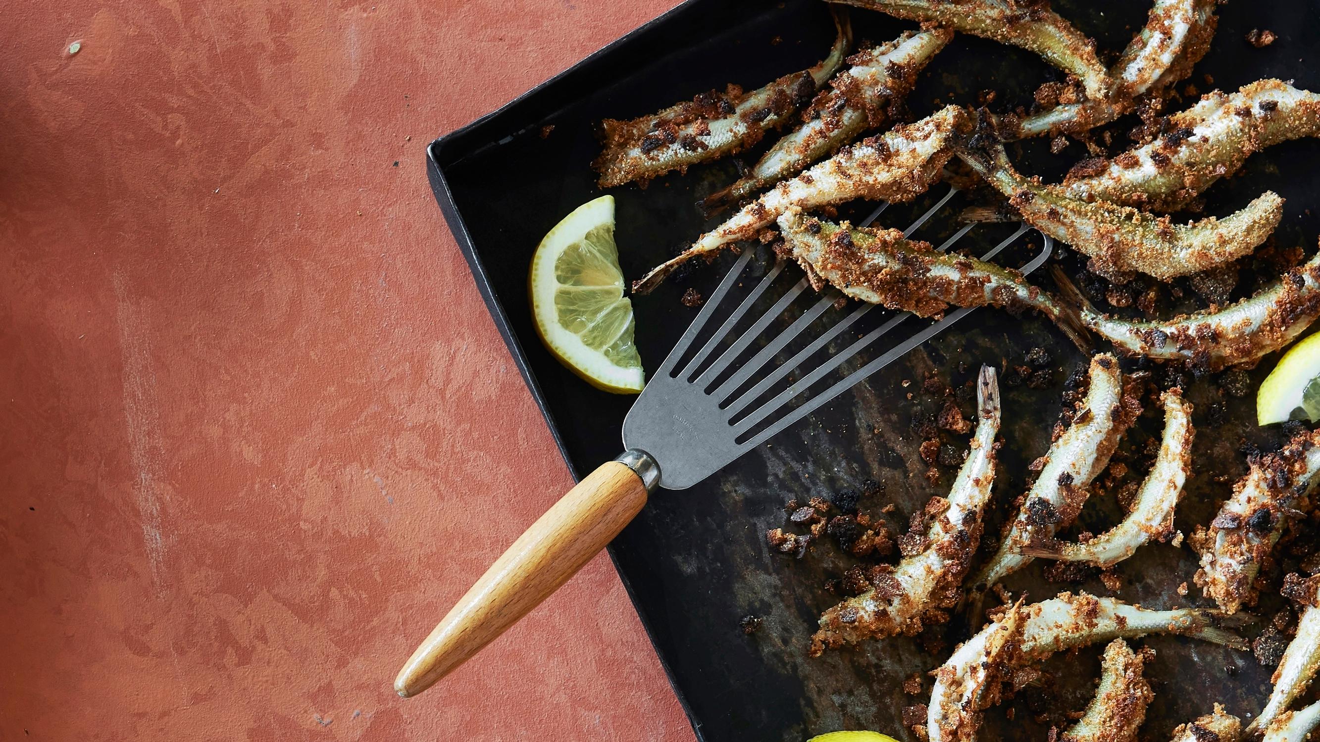 Uunimuikut eivät kärytä! Klassiset muikut valmistuvat uunissa helpommin kuin paistinpannulla