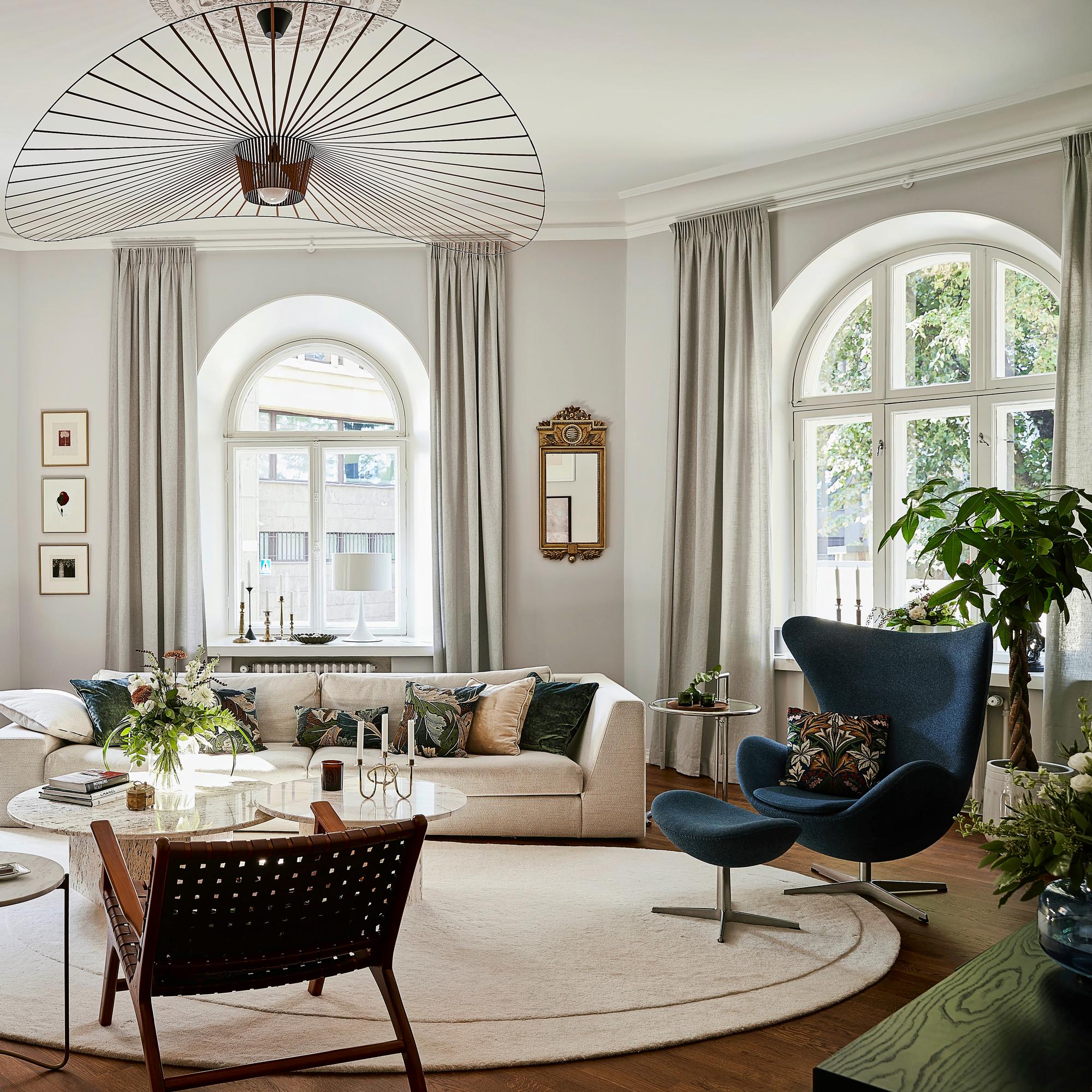 Lasten lennettyä ulkomaille Saija ja Tero toteuttivat jättiaamiaiskaapin ja muut sisustushaaveet: ”Tarpeemme muuttuivat merkittävästi” 