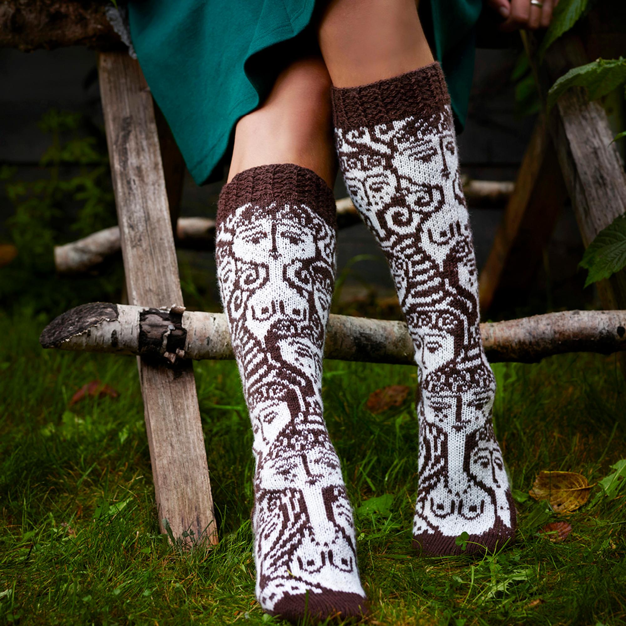 Beloved Patterns! Designer Birger Kaipiainen's enchanting patterns come to life in the knitting patterns of a new knitting magazine
