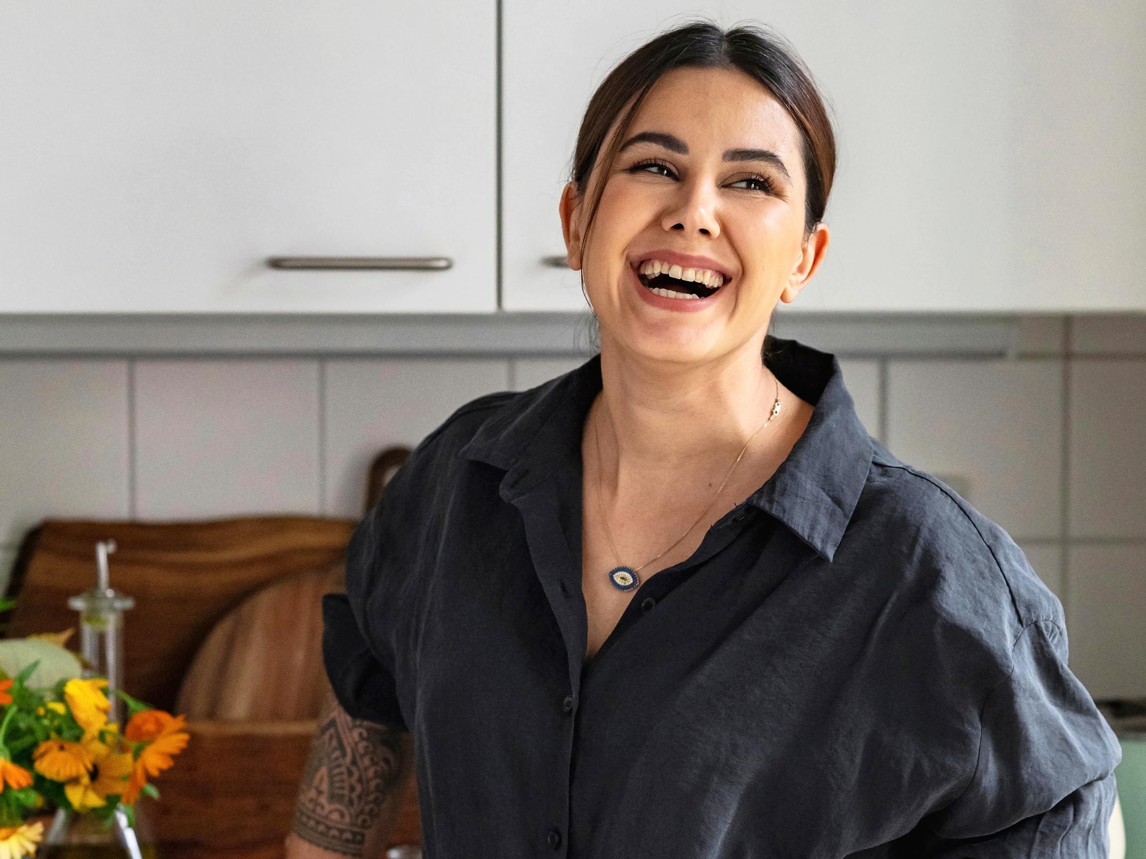 Äidin ansiosta Gelawej Viyan oivalsi, ettei koskaan ole myöhäistä muuttua – ”Ystäväni katse on minulle koti”