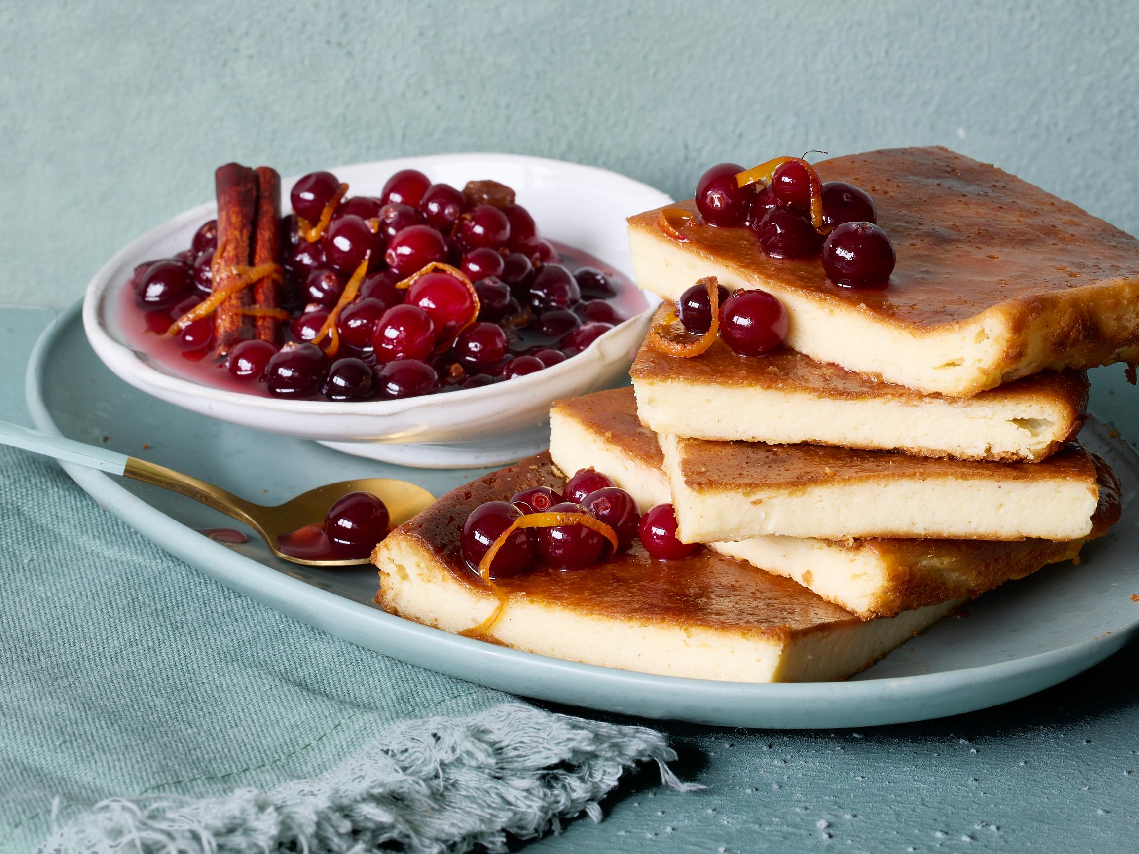 Baskimaan juustokakku pellillä – kakun teko on helppo homma: sekoita, paista, jäähdytä ja nauti