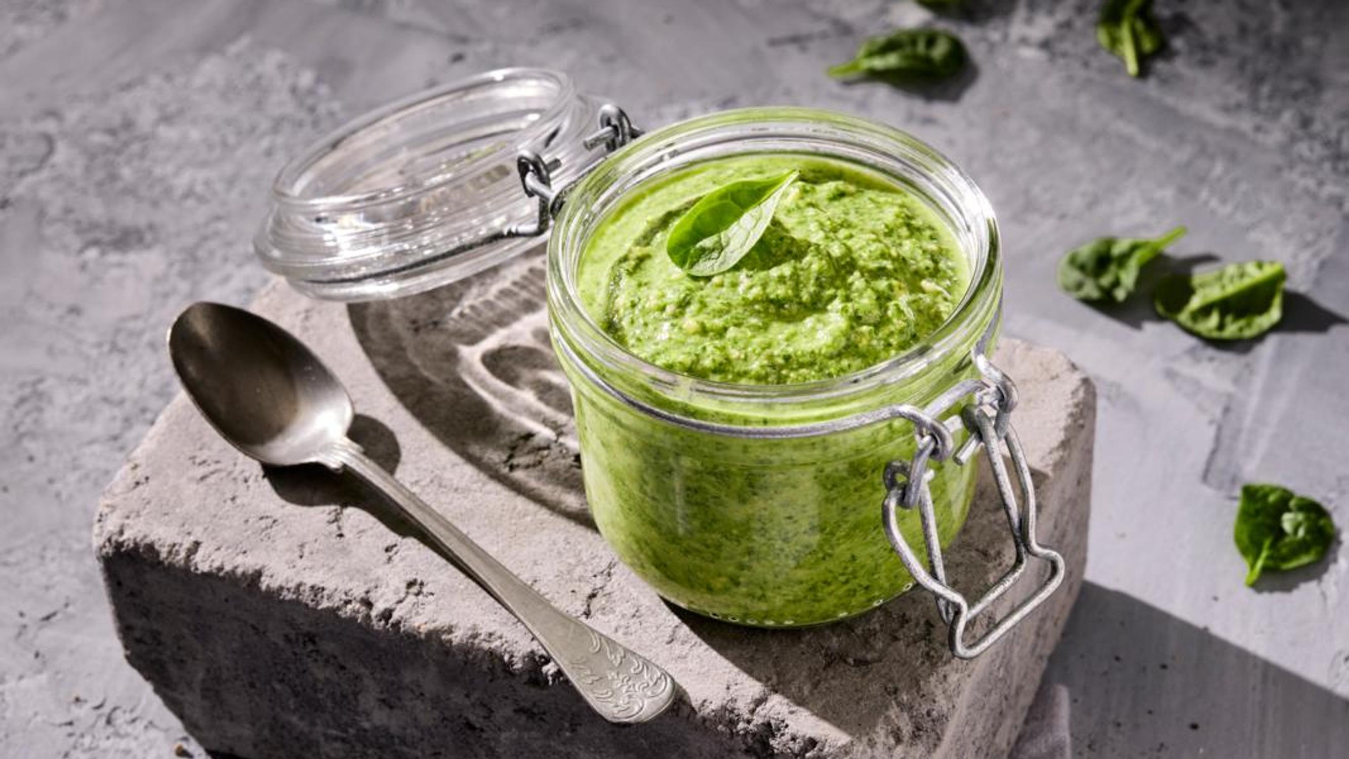 Niin hyvää ja koukuttavaa! Green goddess -kastike on ansainnut paikkansa kastikkeiden klassikkona
