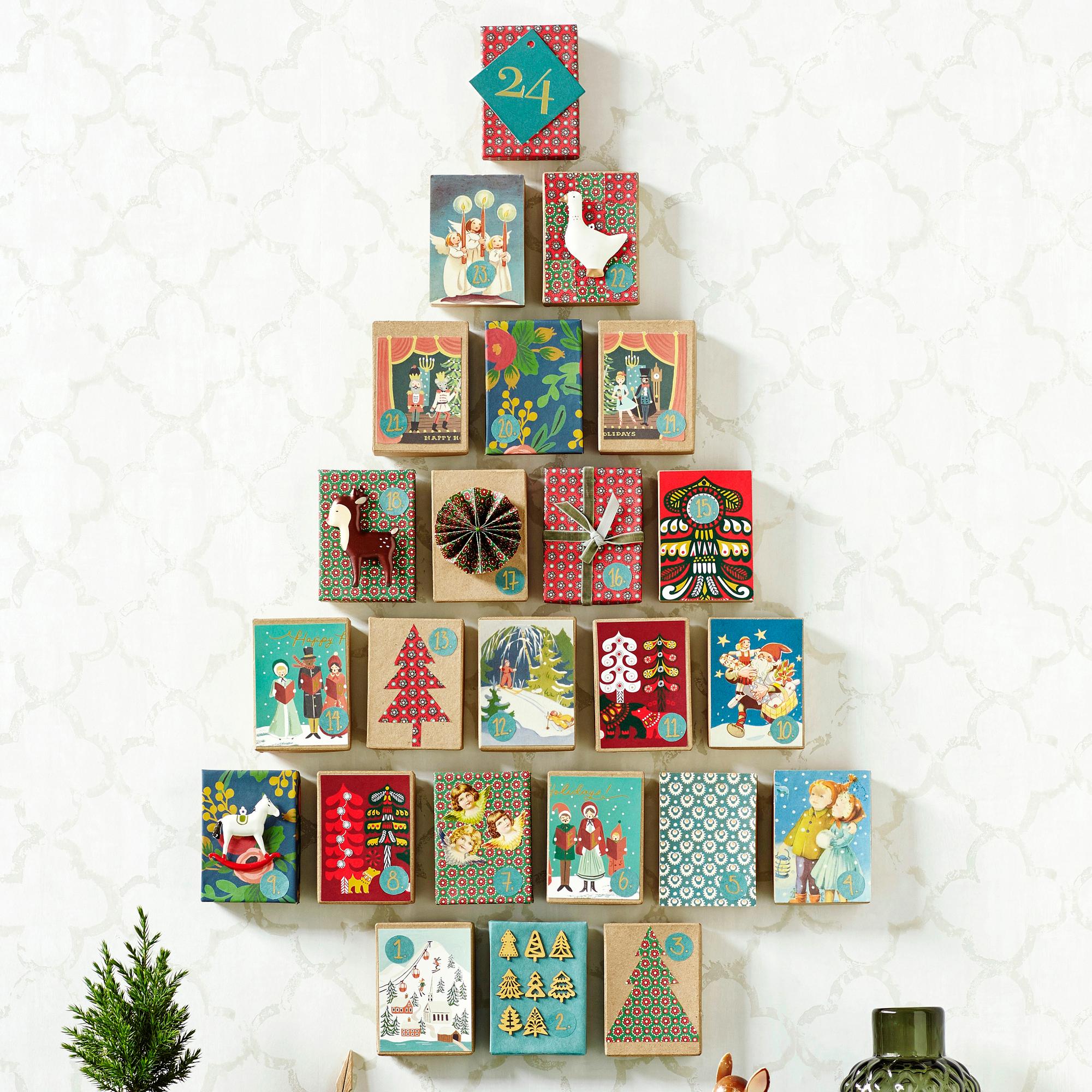 Joulukalenteri pienistä paketeista – monivuotinen kalenteri ilahduttaa vuodesta toiseen