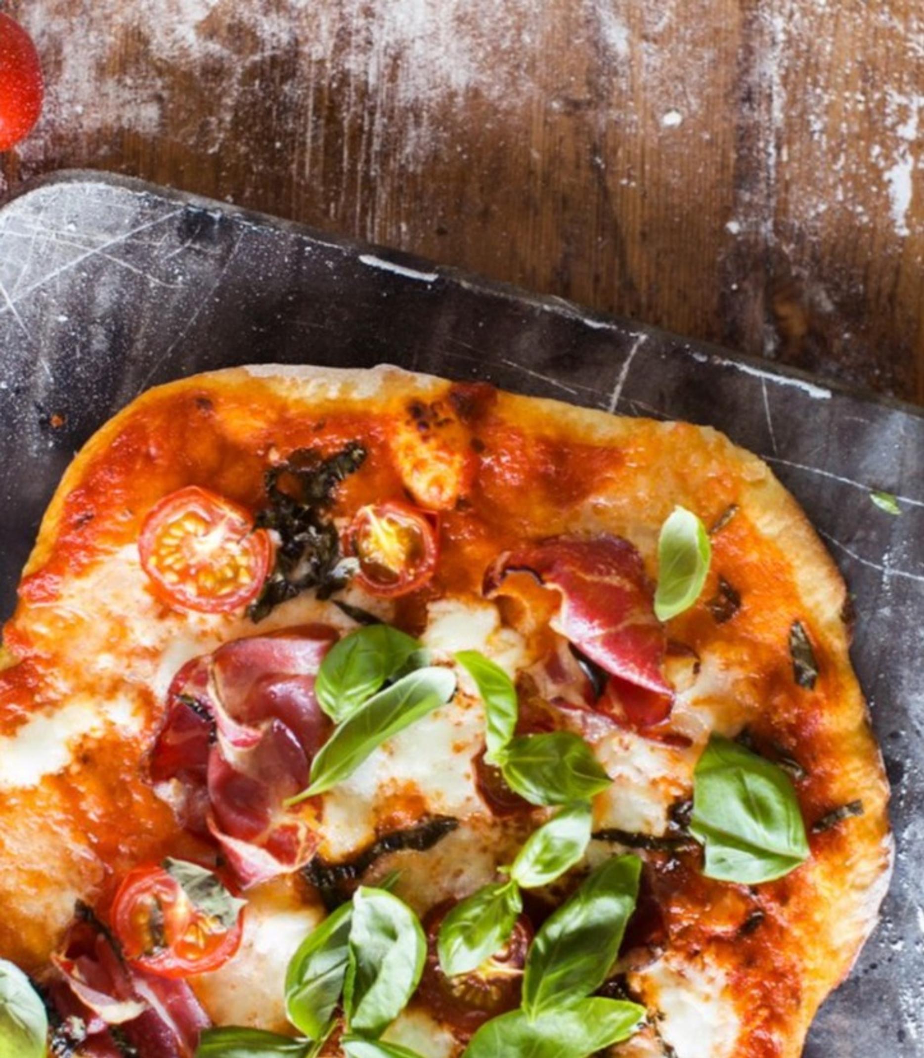 Miten saan pizzasta täydellisen rapean kotiuunissa?