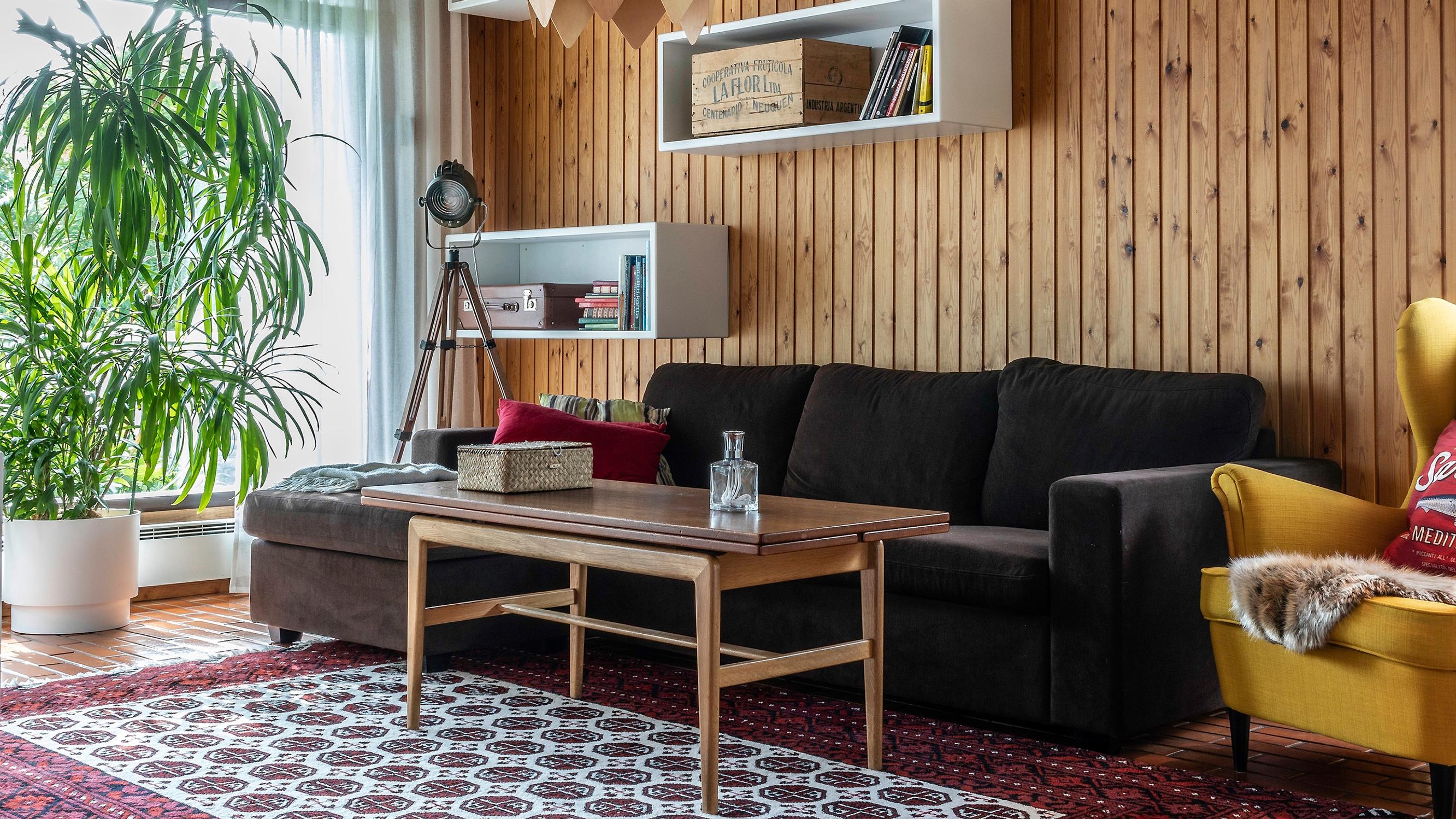 70-luvun arkkitehtuuri ja kodit ovat nousseet uuteen suosioon – toimivat tilaratkaisut, minimalistisuus ja maanläheiset materiaalit houkuttelevat nyt ostajia