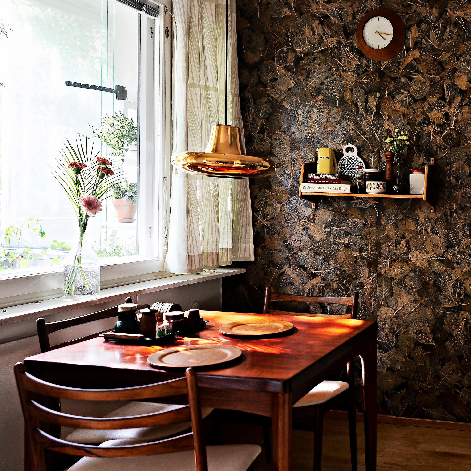 Aikahyppy 1960-luvulle! Juhanin ja Hannan koti on kuin silloin ennen