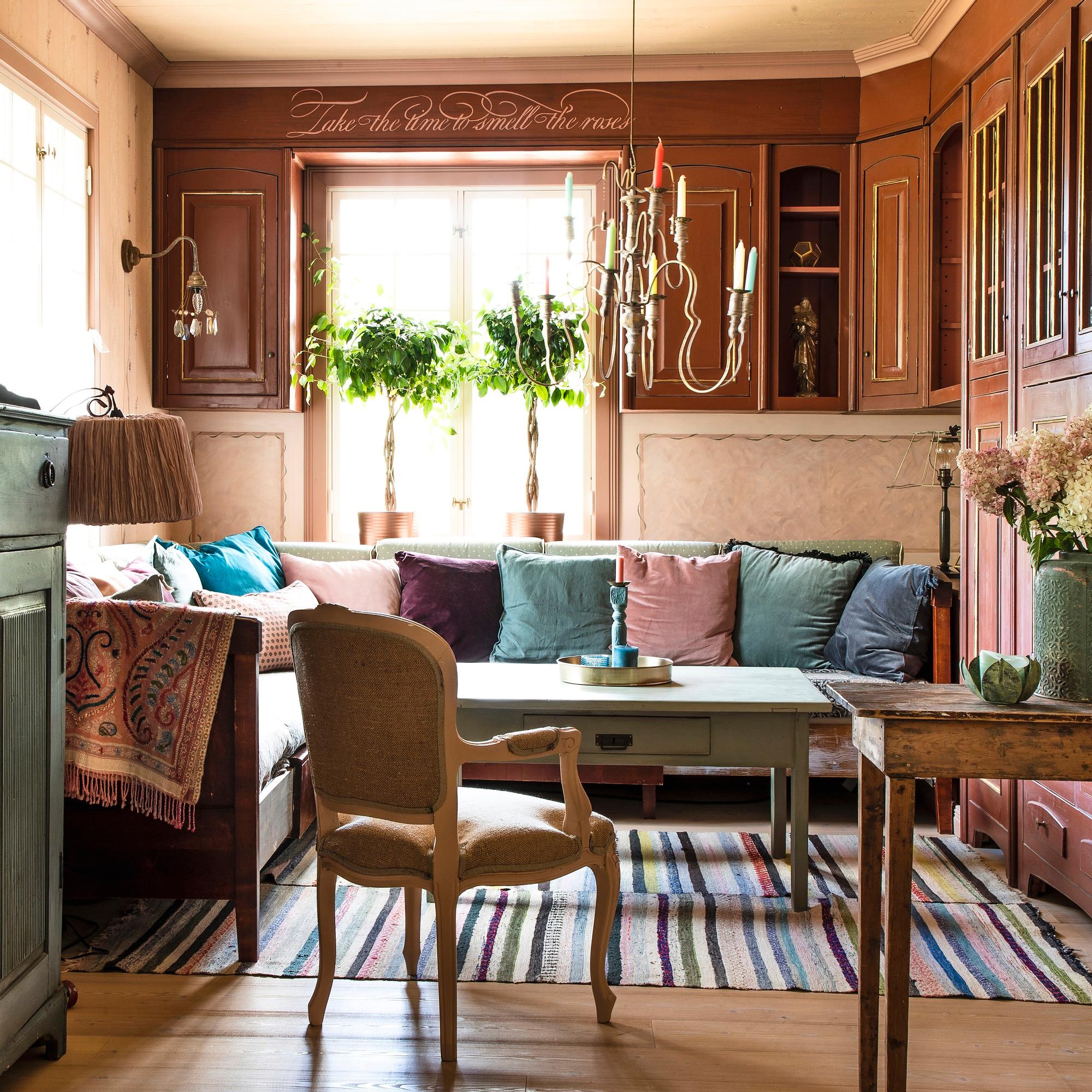 Marian ja Jocken punamultatalo nousi sukutilan maille – ”Meillä on valkoista vain keittiössä ja kylpyhuoneessa”