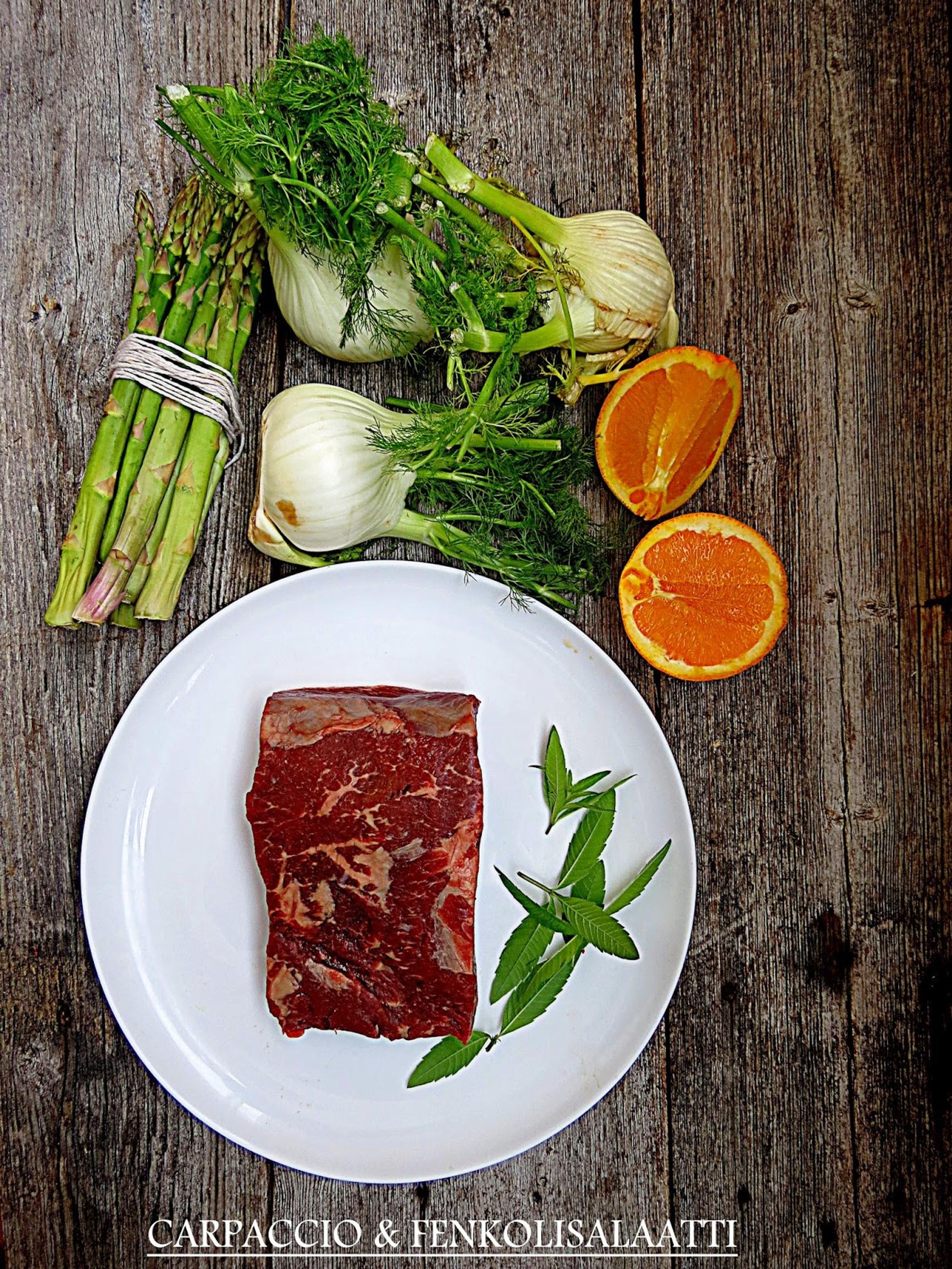 carpaccio ja fenkolisalaatti