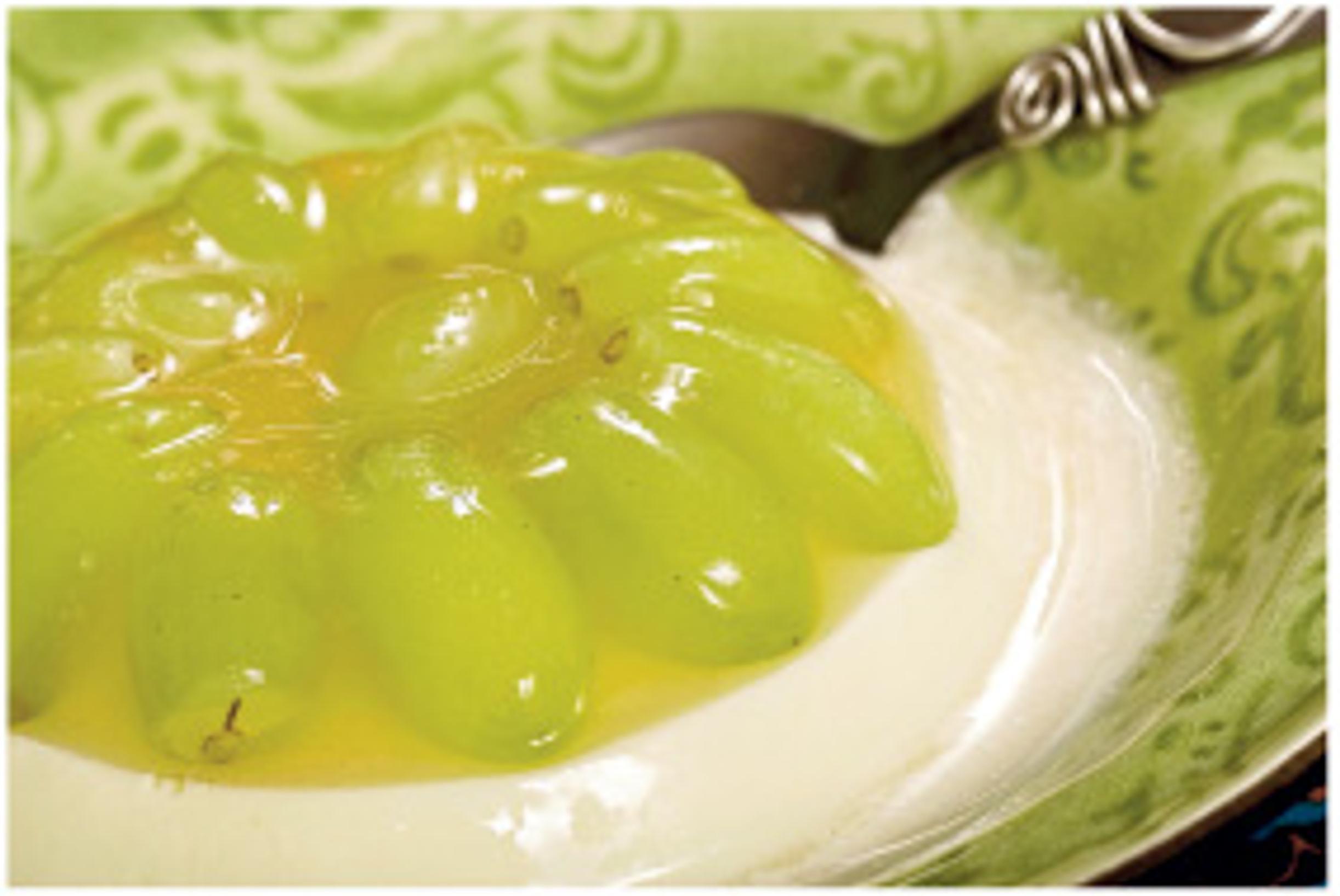 Keskiyön rypälevanukas