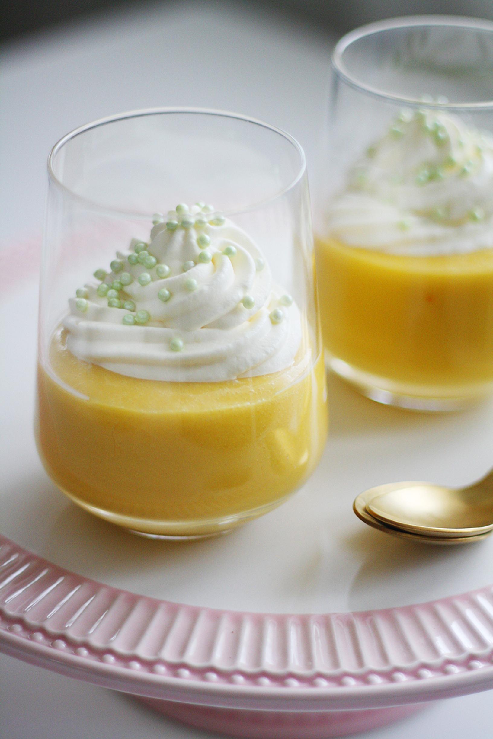Mango-kookosvanukas