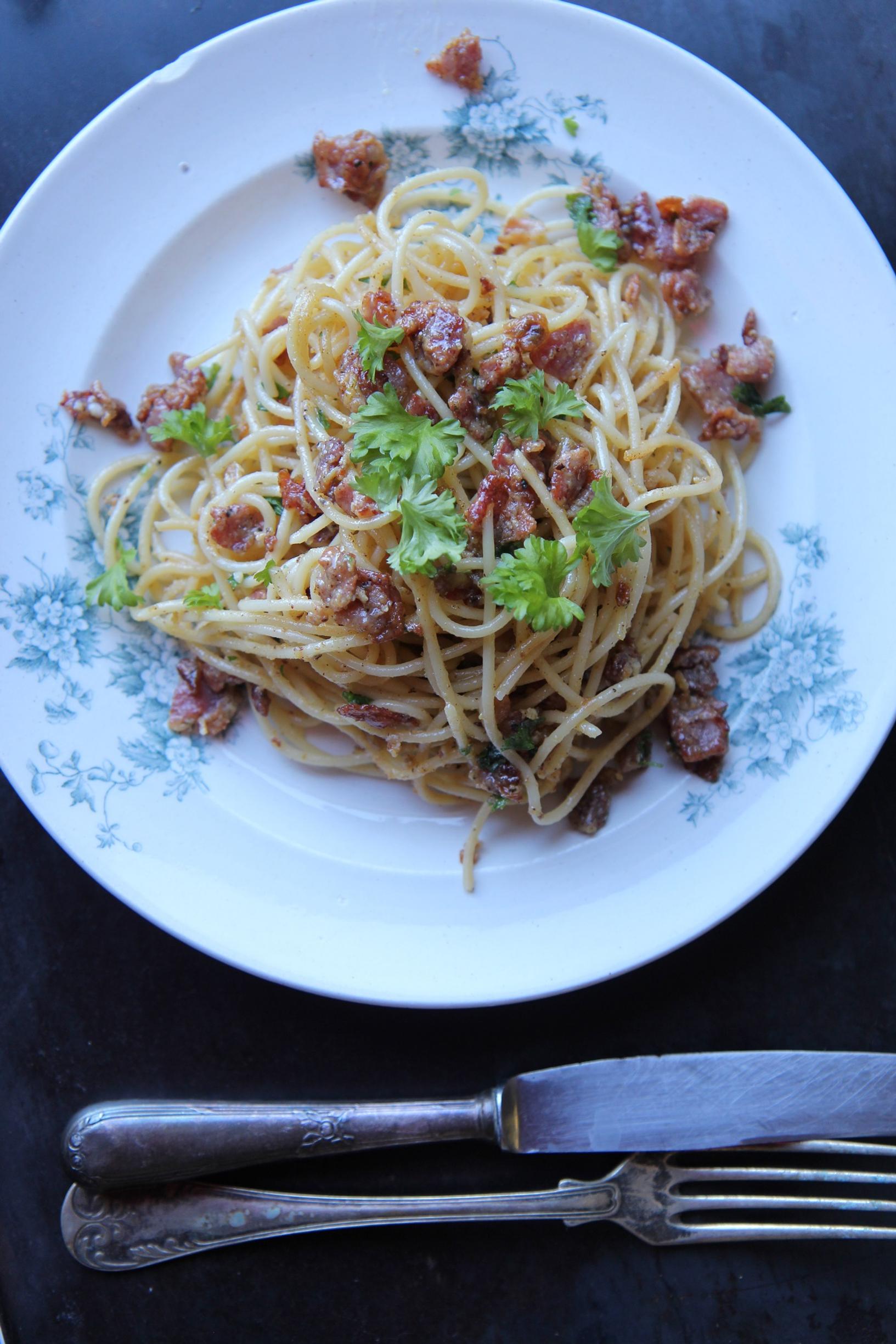 Pasta carbonara ilman kermaa