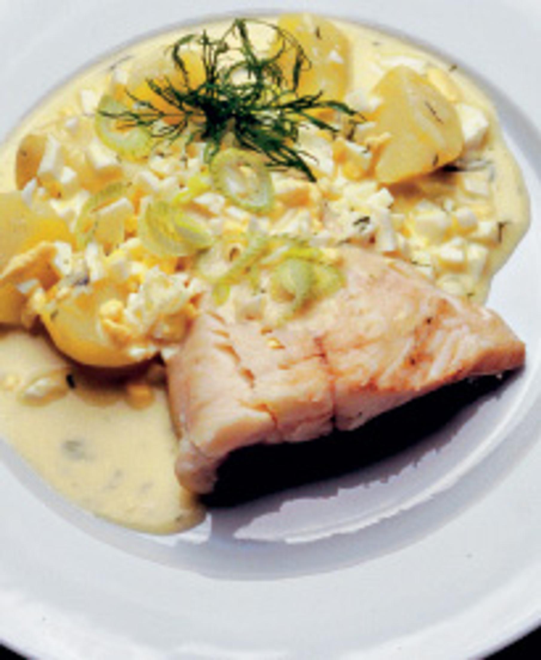 Jäähtyvässä vedessä kypsennetty hauki