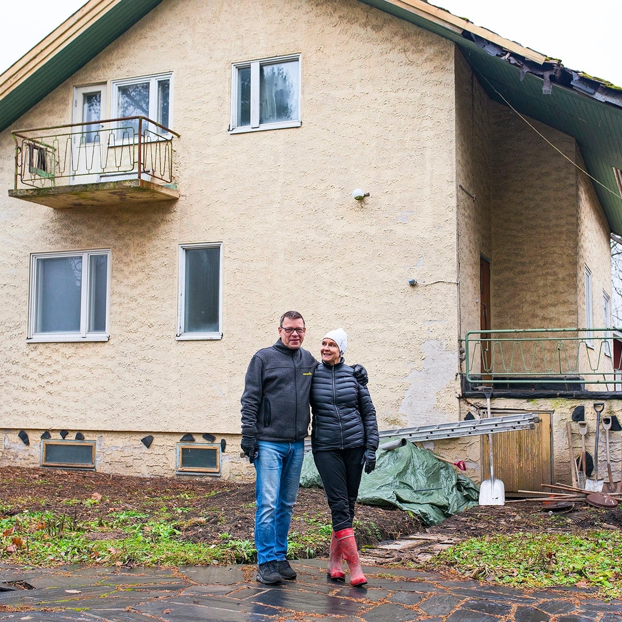 Näätäkujan rapistunut kaunotar joutui väistymään uuden tieltä – seuraa Piian ja Mikon talonrakennusprojektia suojellulla vanhan Herttoniemen alueella