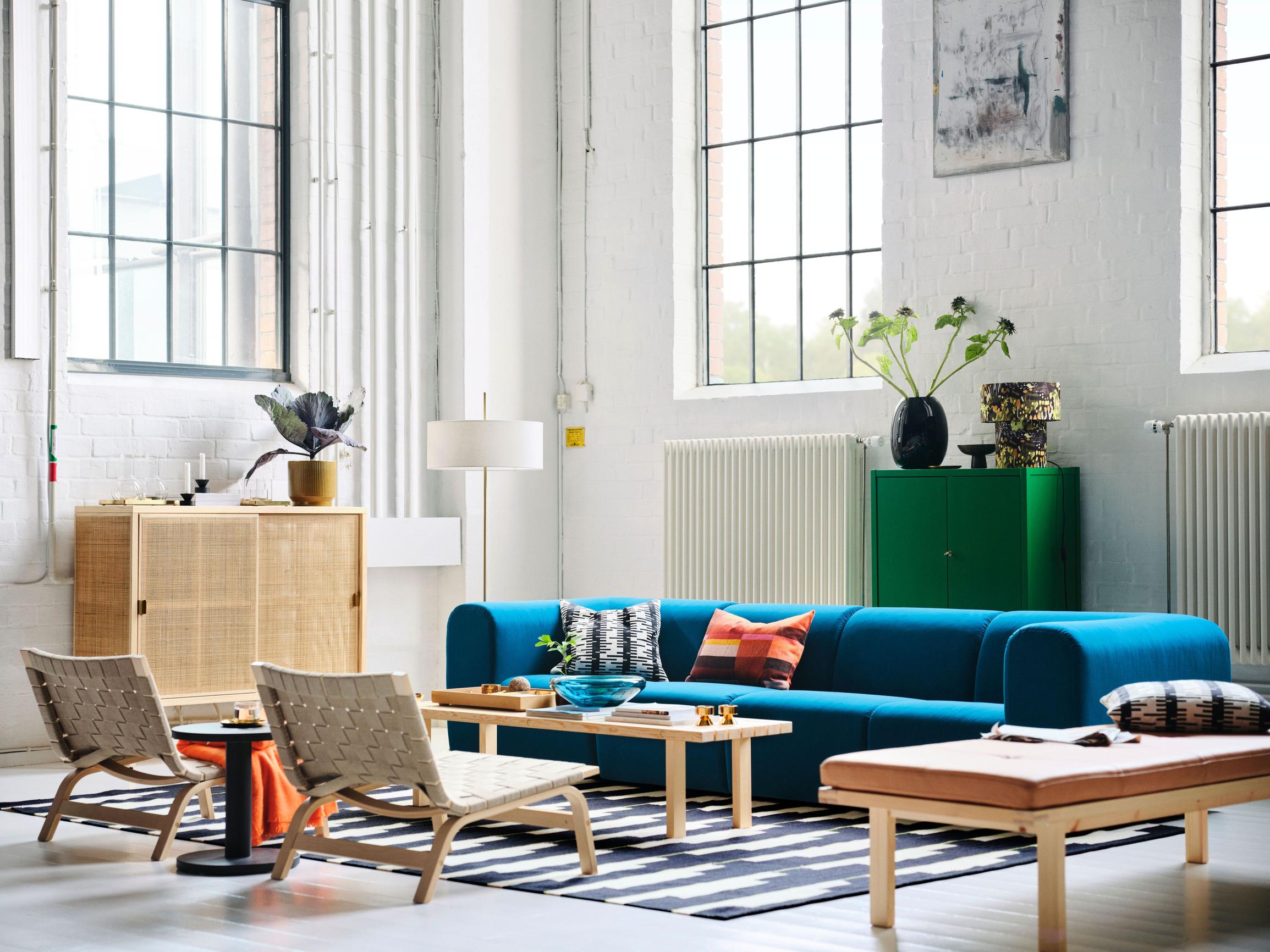 Ikean Stockholm 2025 -kokoelman kalusteita