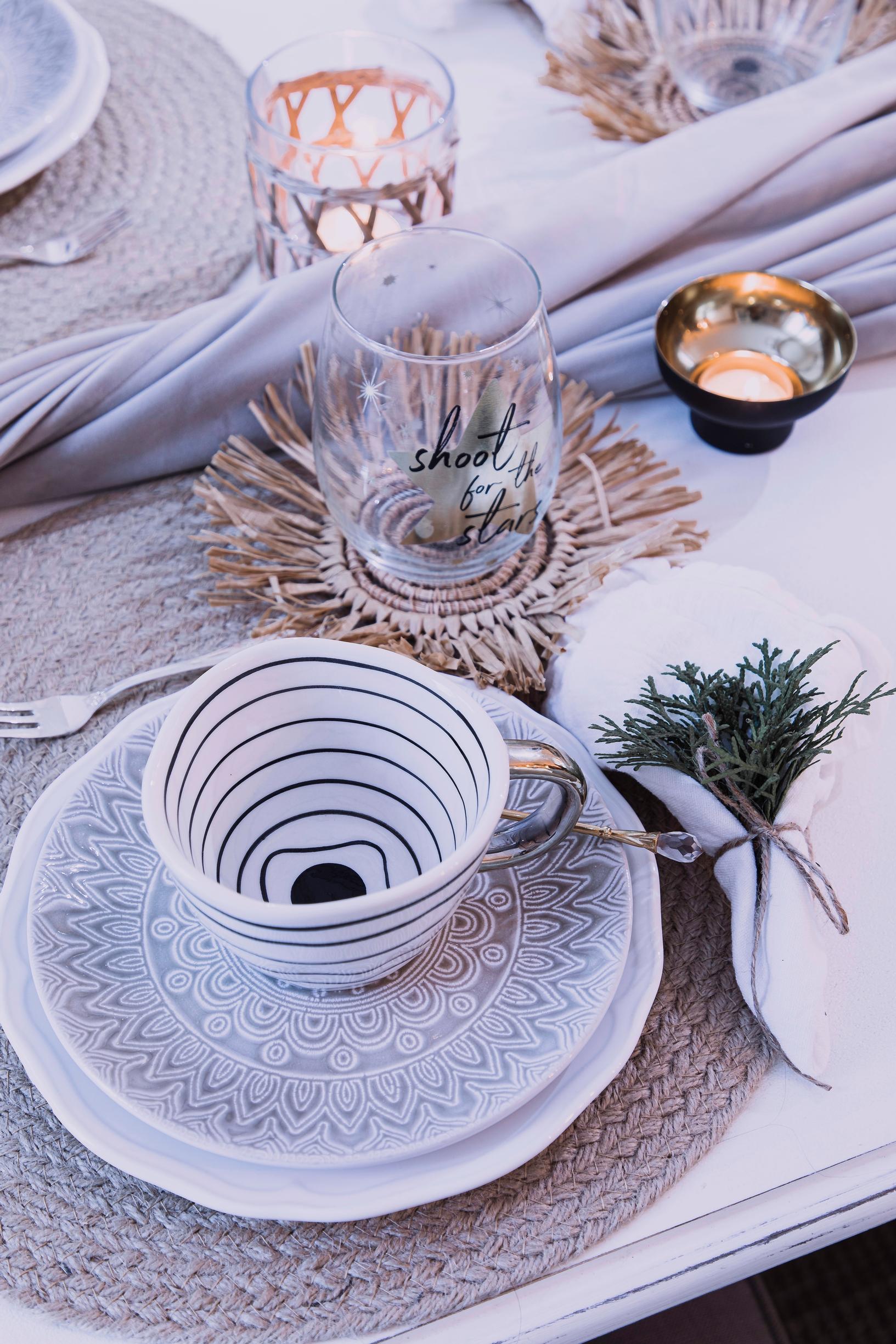 Jouluinen kahvikattaus 