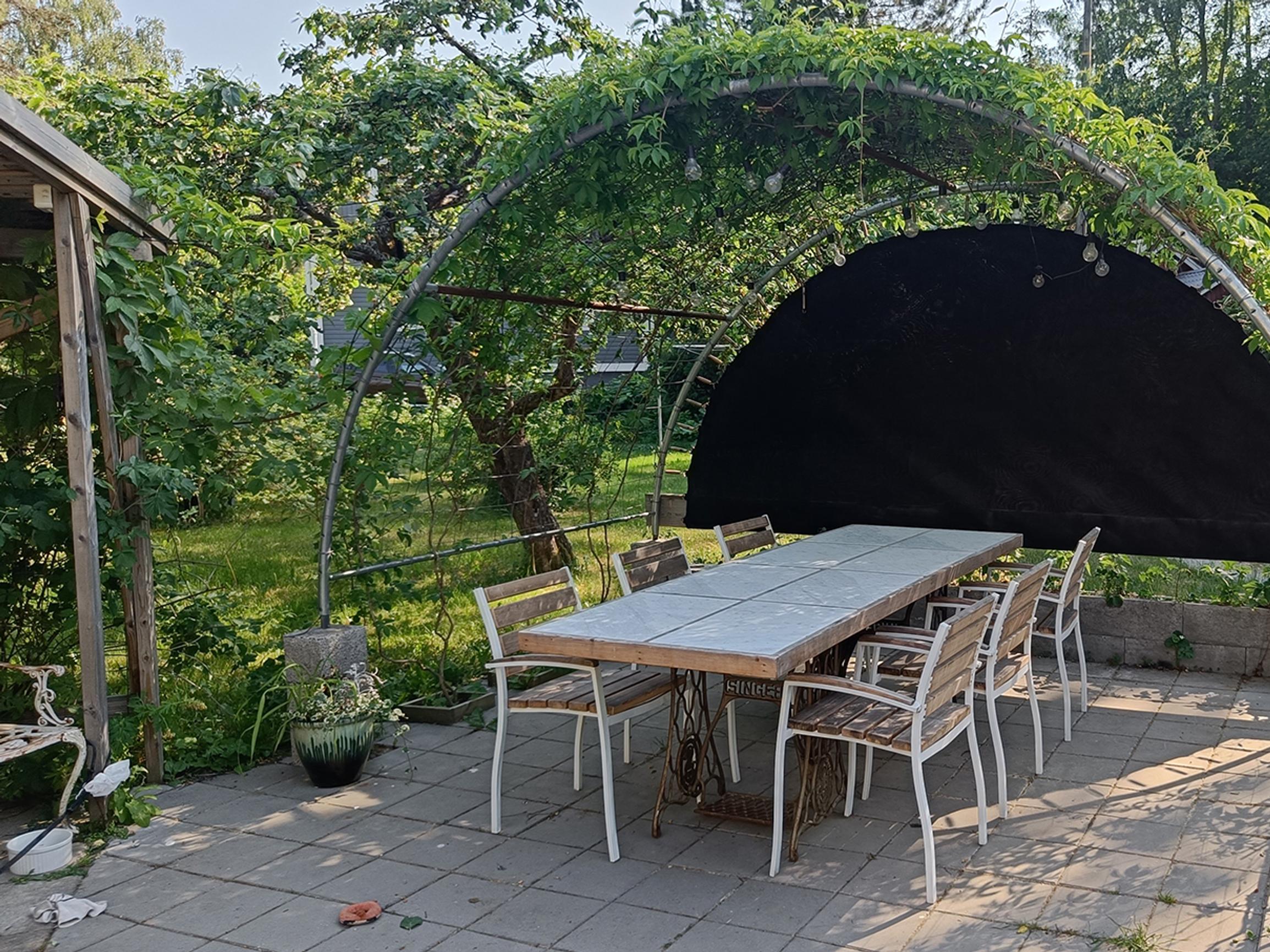 Lautta, riippukeinu, vaja ja 5 muuta ideaa – vanhat trampoliinit taipuvat suomalaisten käsissä uskomattomiksi taidonnäytteiksi!