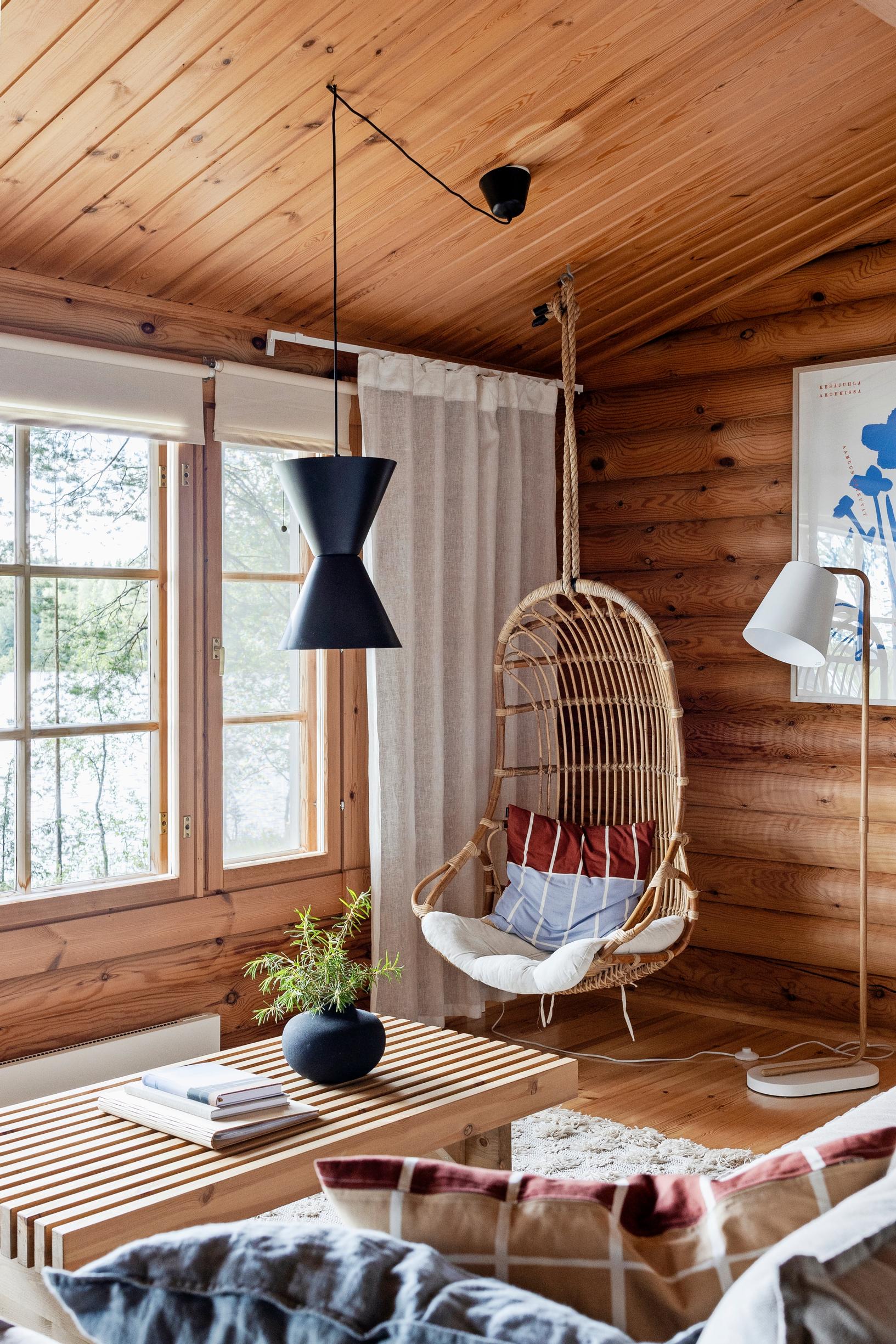 Maru Hautalan mökki: olohuone