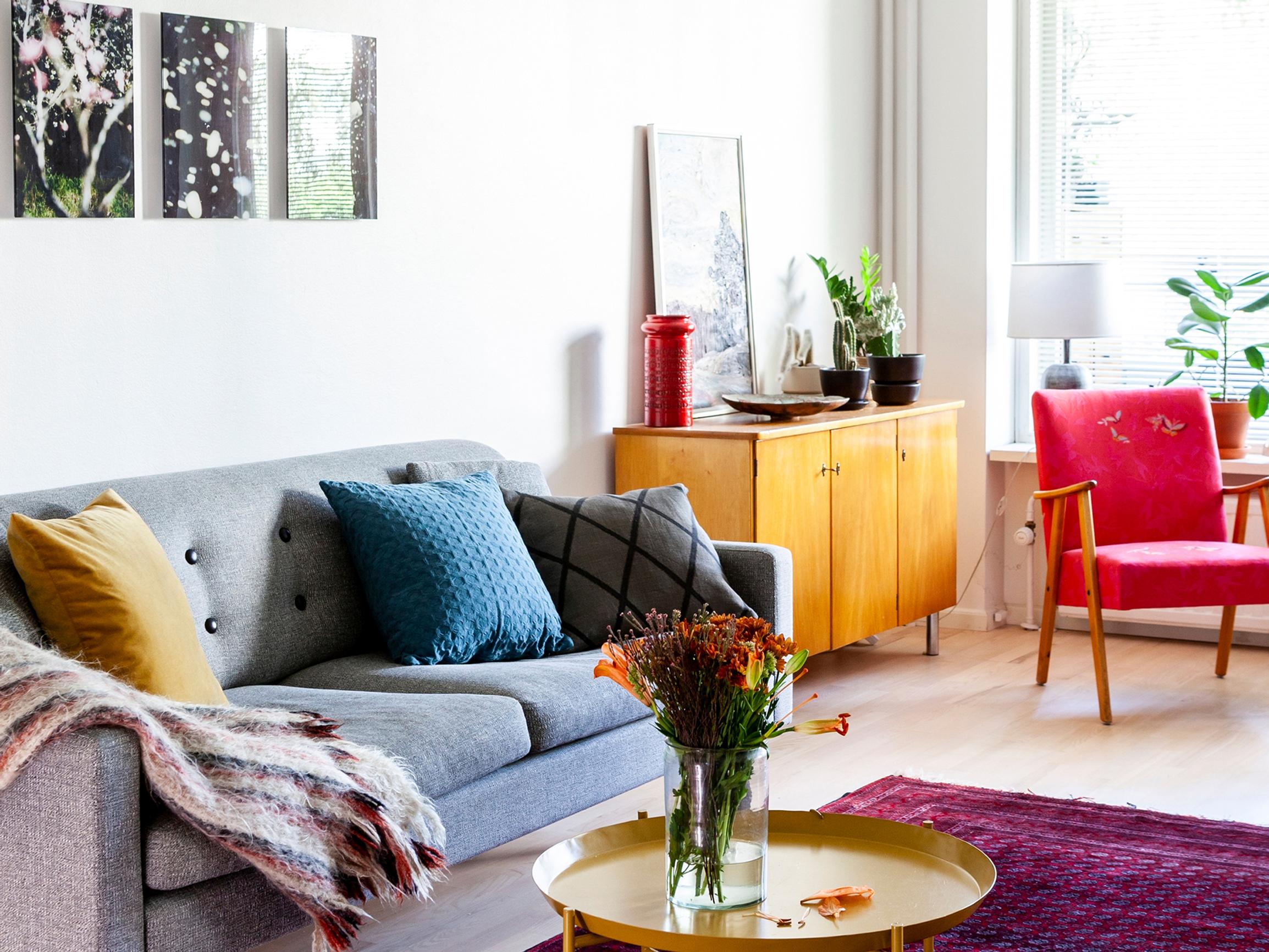 Kurkista ammattijärjestäjän valtakuntaan! Pian ja Pekan kerrostalokodin sisustuksen kulmakiviä ovat vintage ja hyvä järjestys