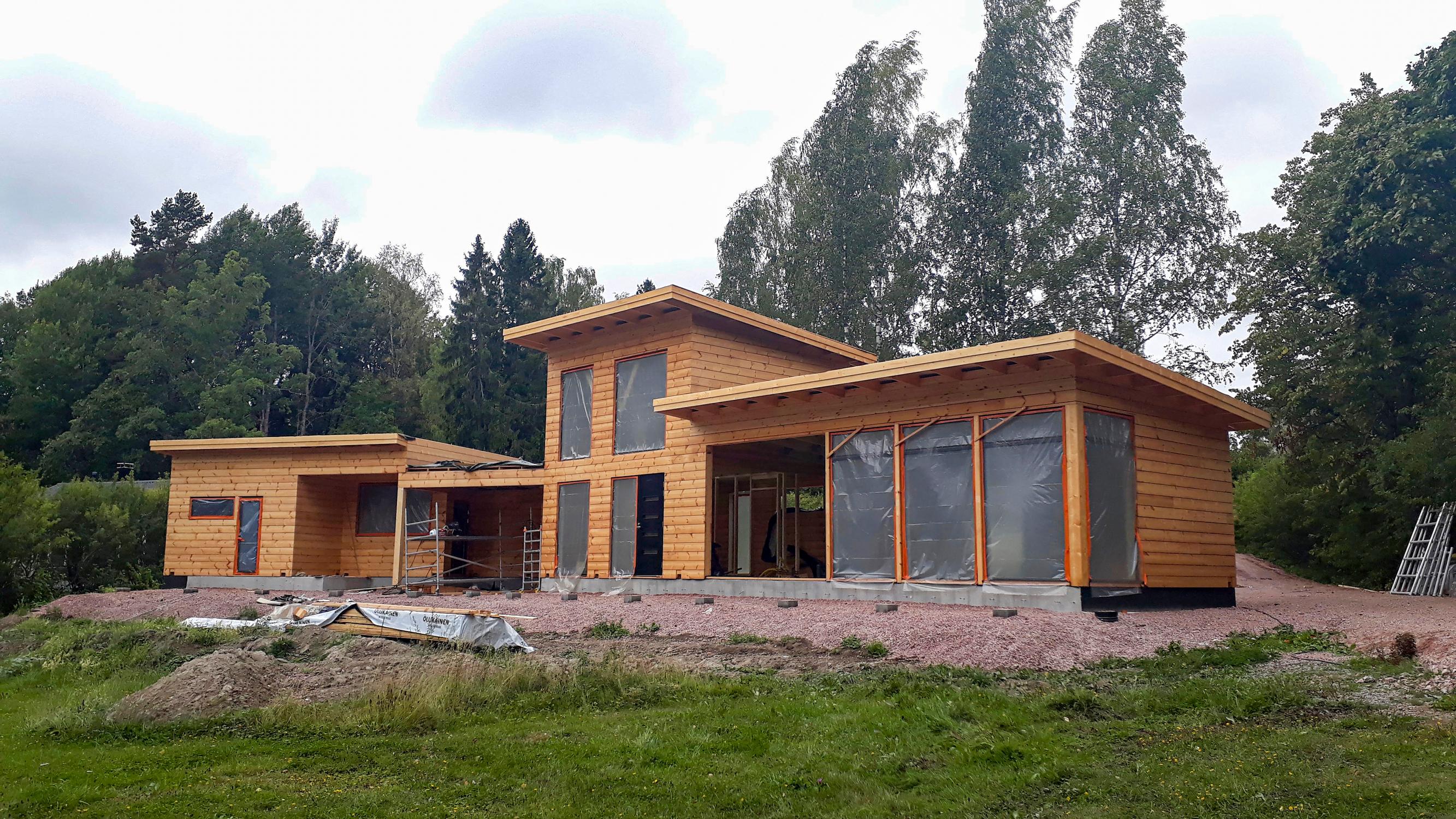 Huvila ennen maalausta