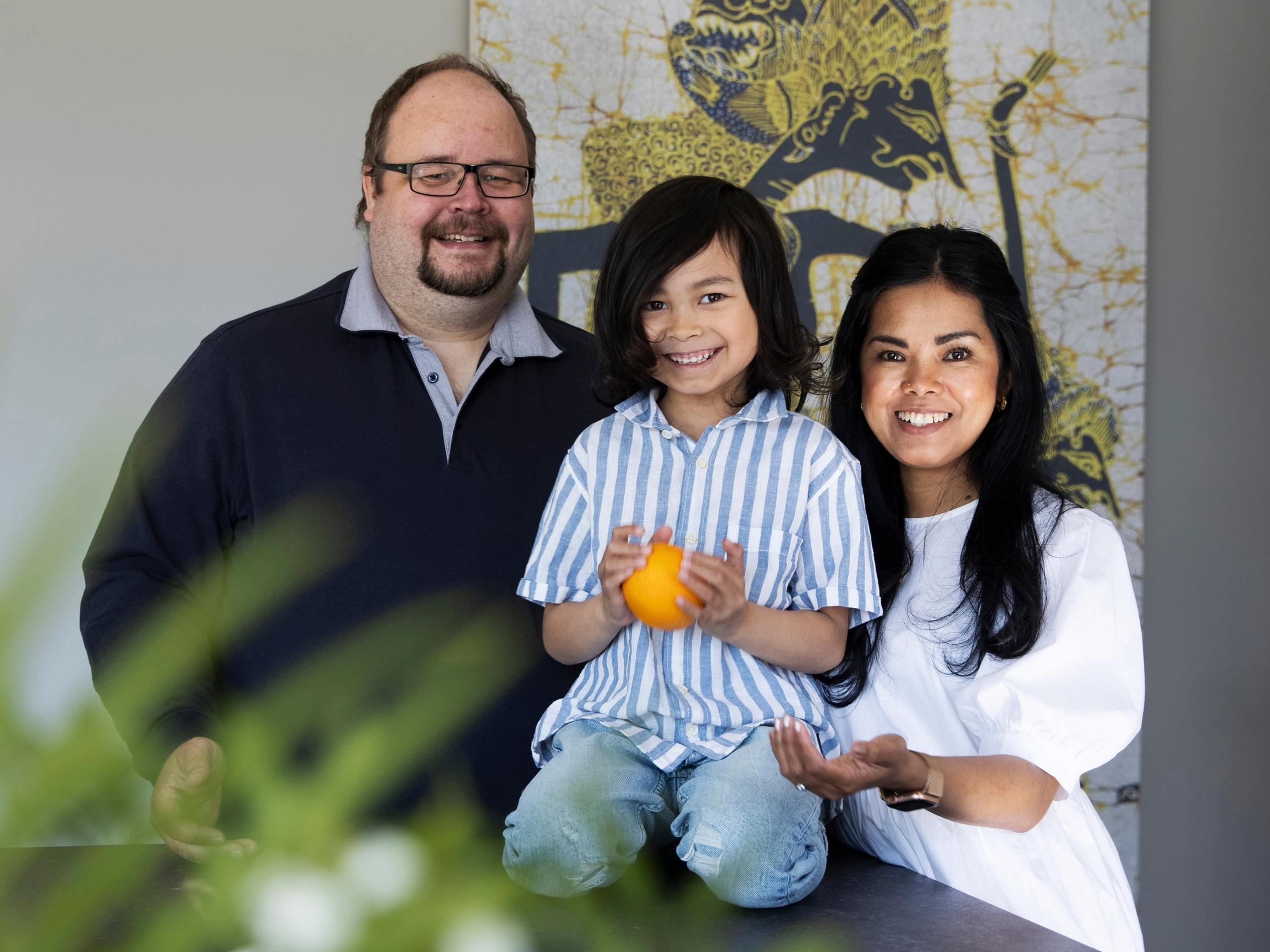 Roope suunnitteli perheelleen kotitalon, jossa lapsen kuulonalenema on huomioitu – ”Akustiikka oli yksi tärkeimmistä lähtökohdista”