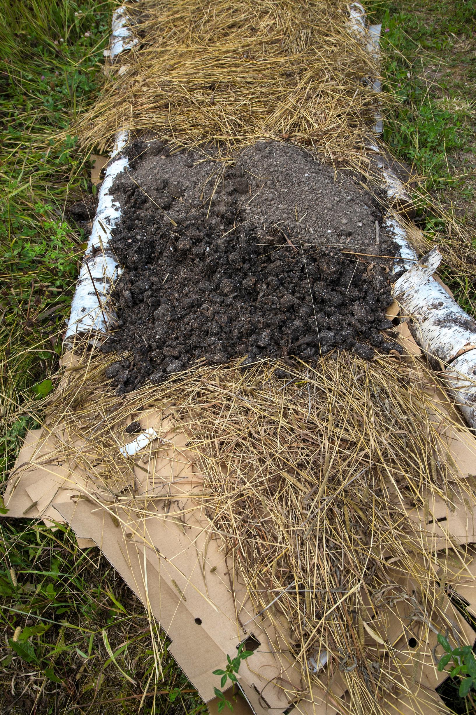 Do dig -penkki Ulla-Maijan puutarhassa