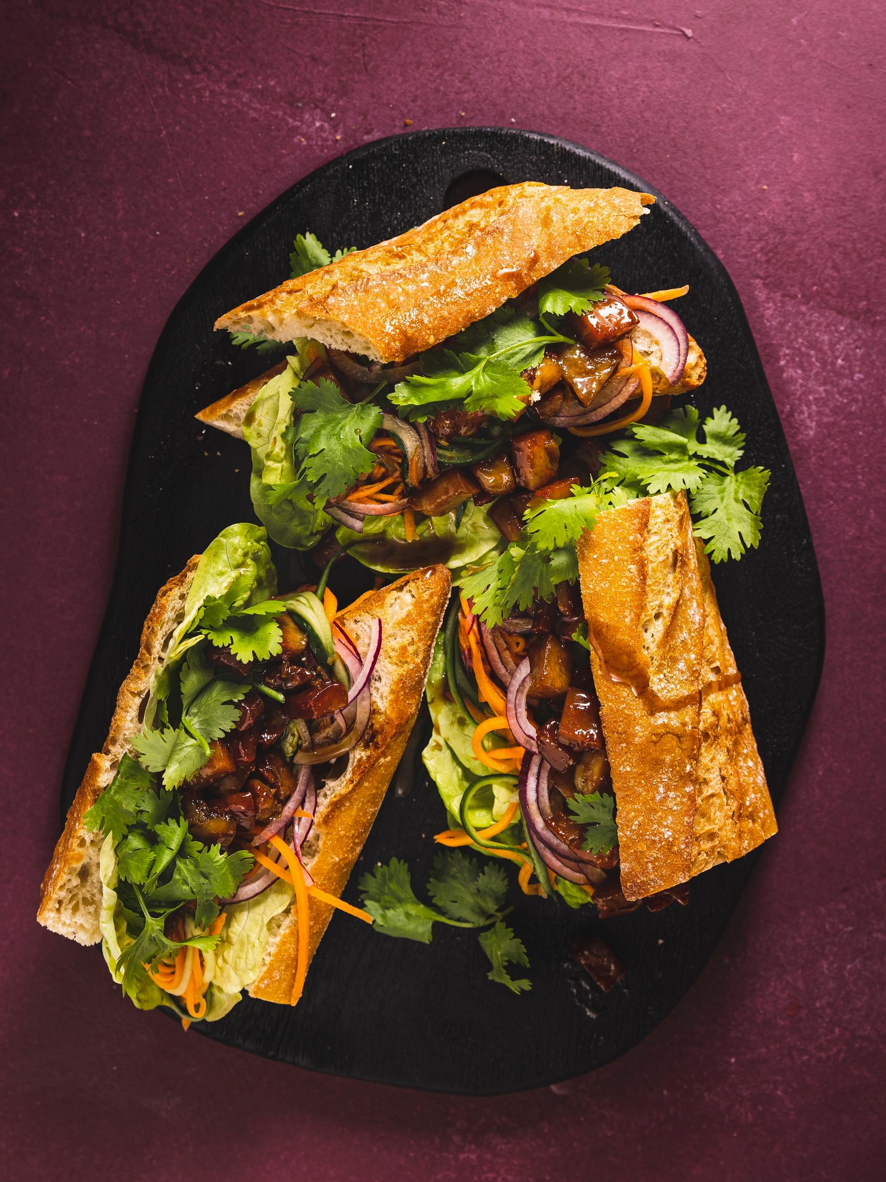 Bánh mì joulukinkusta – upota kinkun loppu maukkaisiin vietnamilaisiin patonkeihin
