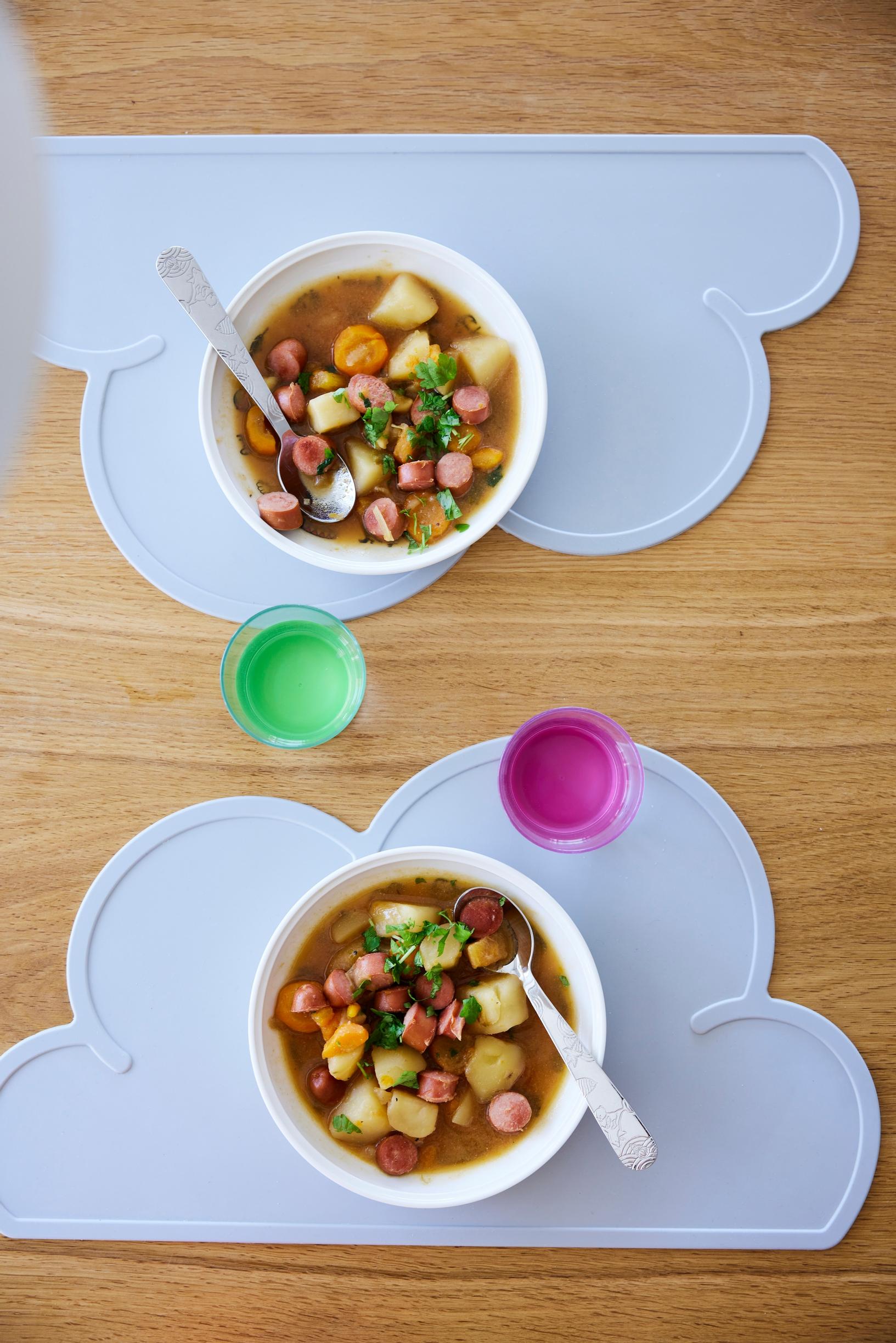 Miso-nakkikeitto