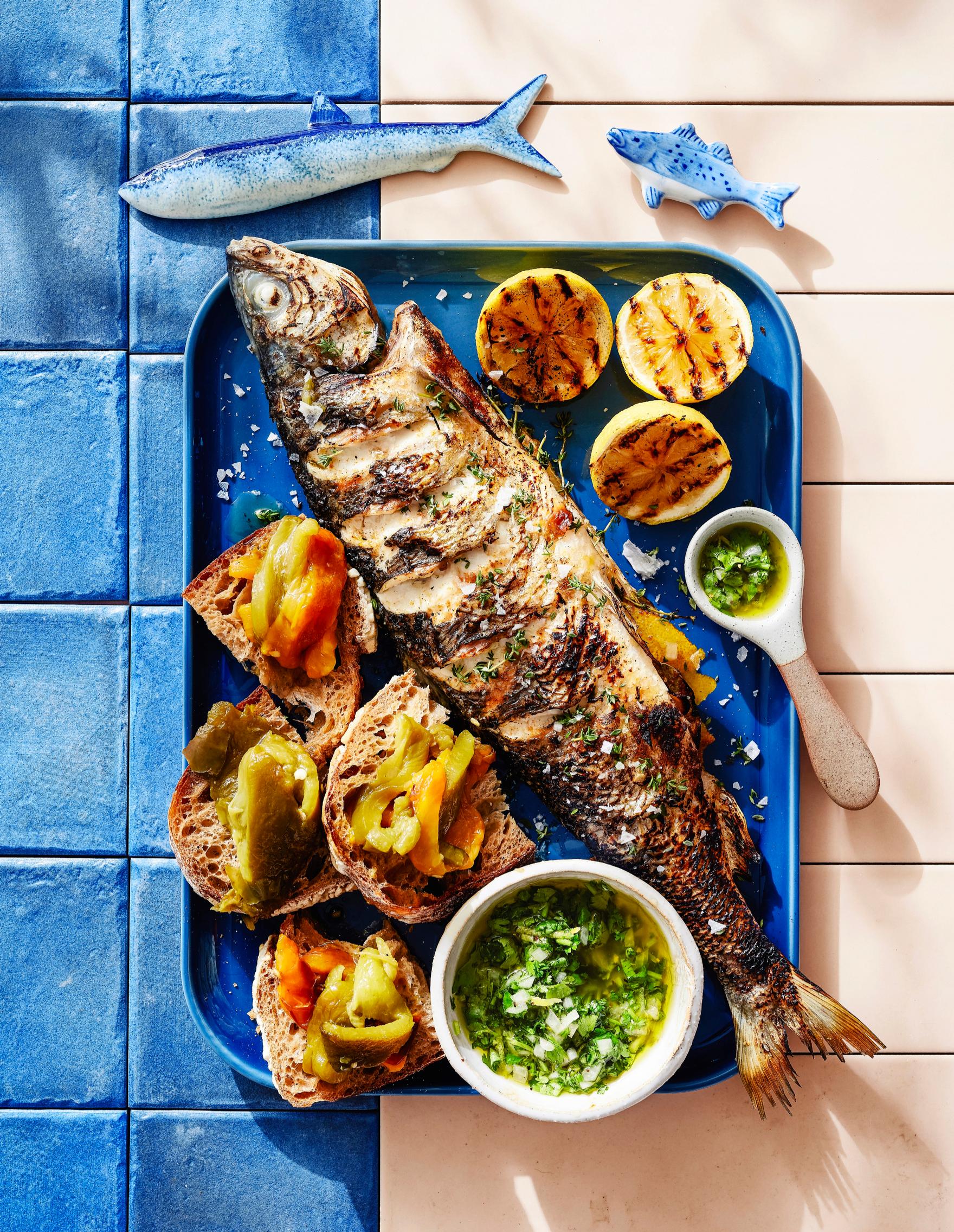 Kokonaisena grillattu siika