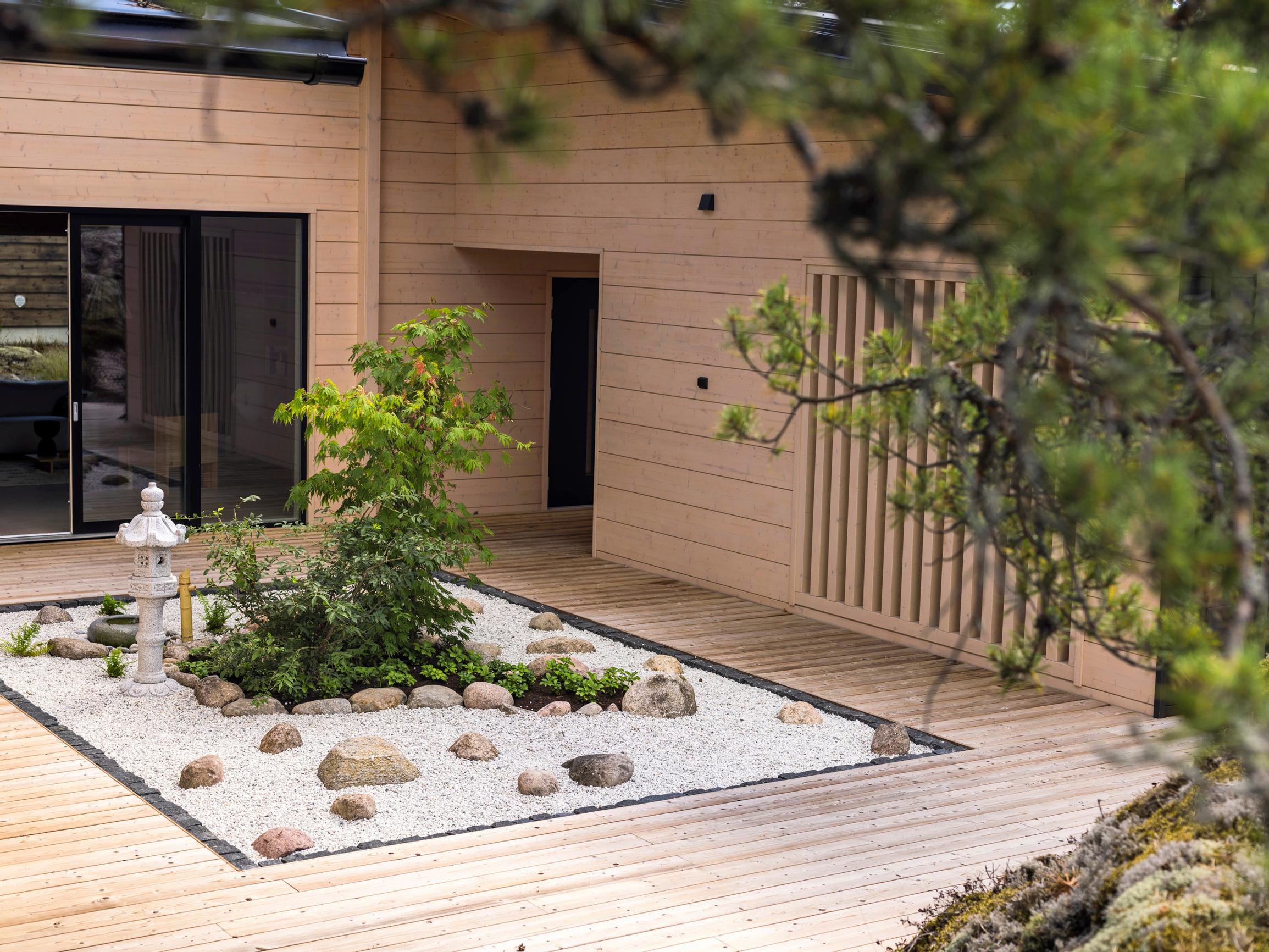 Japanilaistyylinen puutarha: näin tavoitat tunnelman omassa pihassasi – lue arkkitehti Asako Hashimoton vinkit