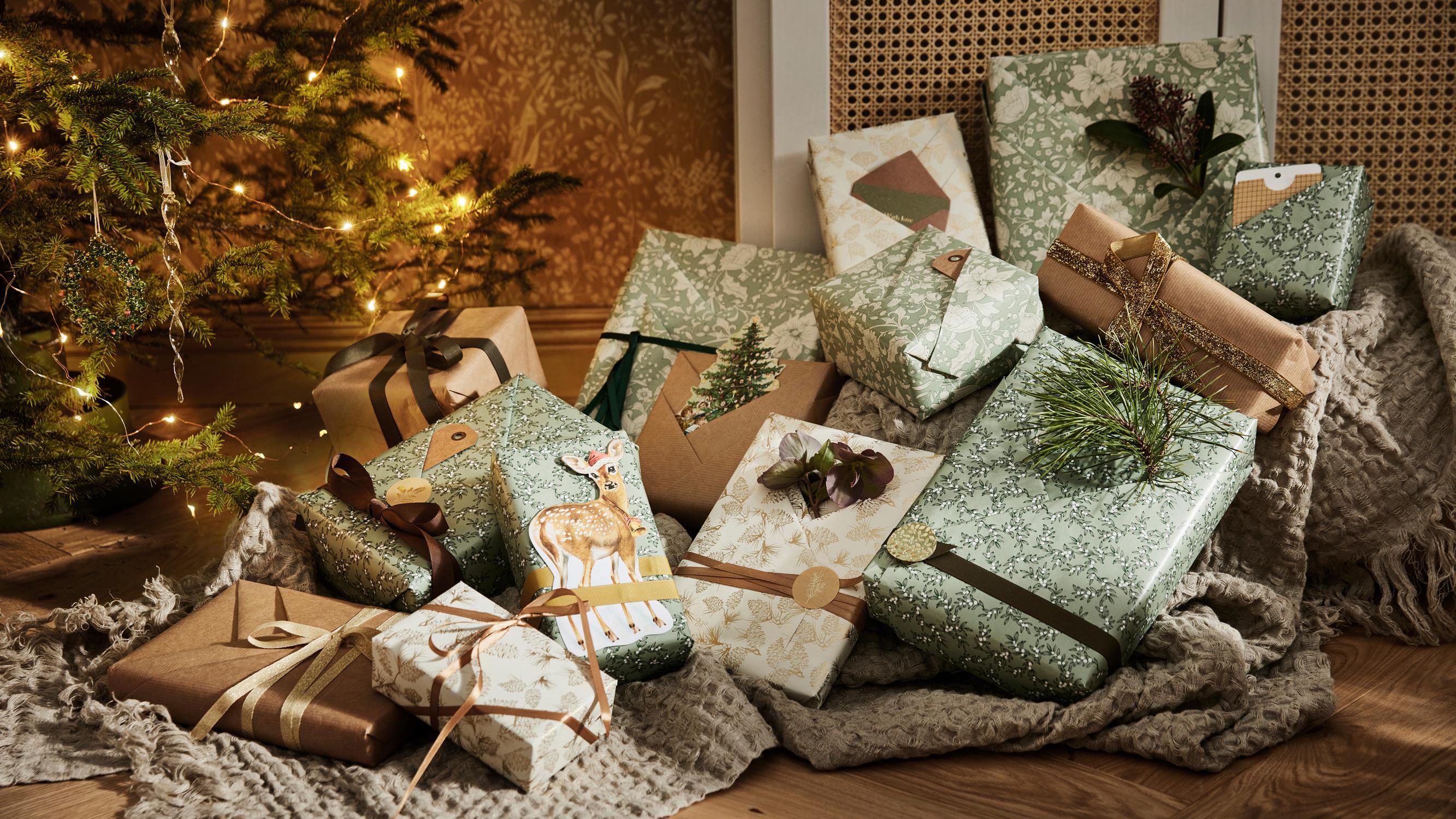 Näyttävä taskupaketti on yllättävän helppo taitella – nappaa ohje talteen ja ryhdy pakettien partaveitseksi!