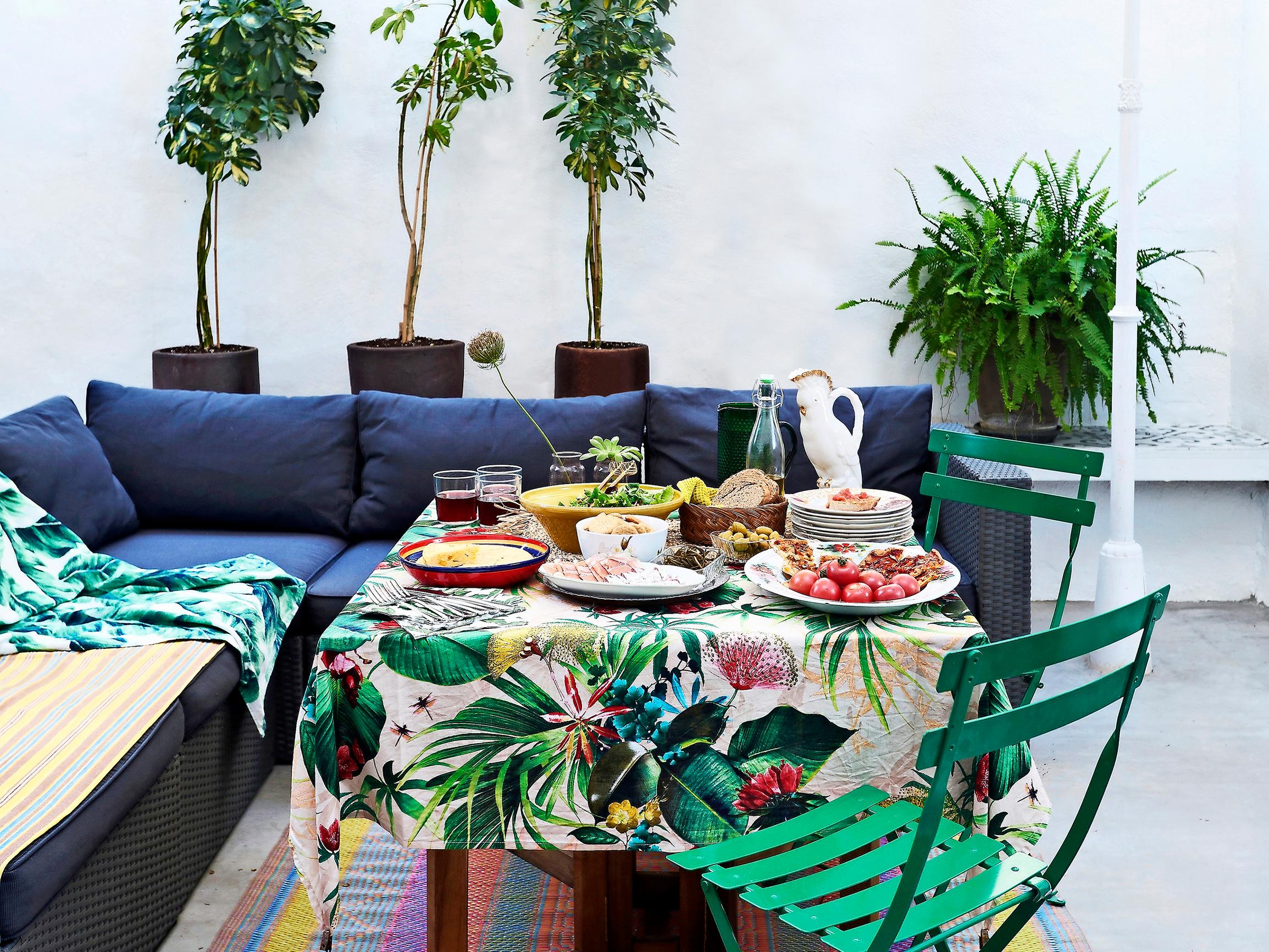 Jennyn kakkoskodissa Mallorcalla paistaa aina – ”Kutsun tätä paikkaa iloiseksi sirkukseksi”