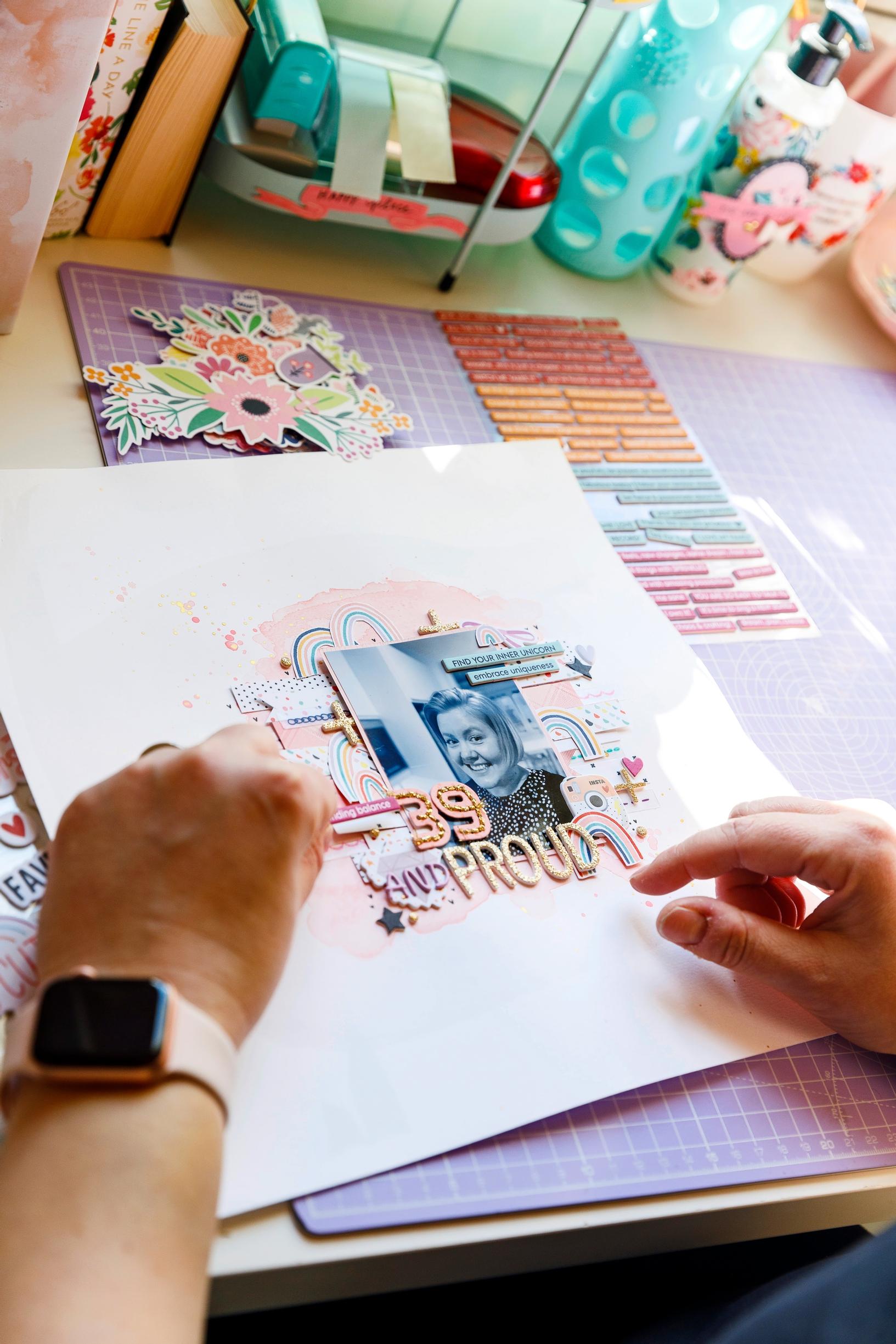 skräppäystyö läheltä kuvattuna