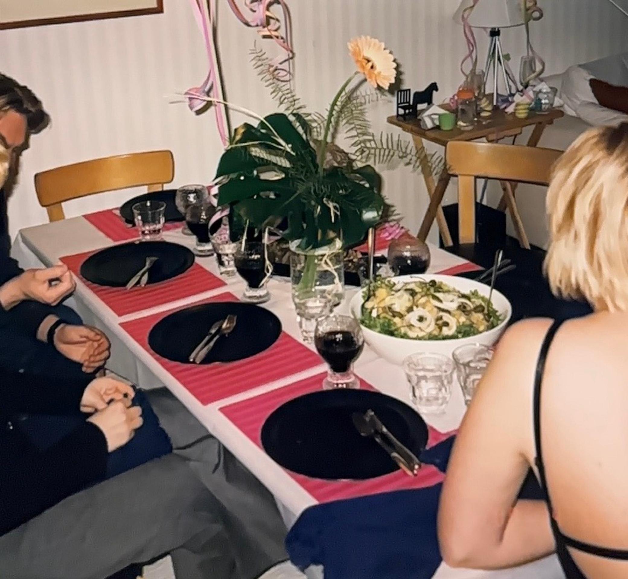 Kuva vappujuhlista vuonna 2000.
