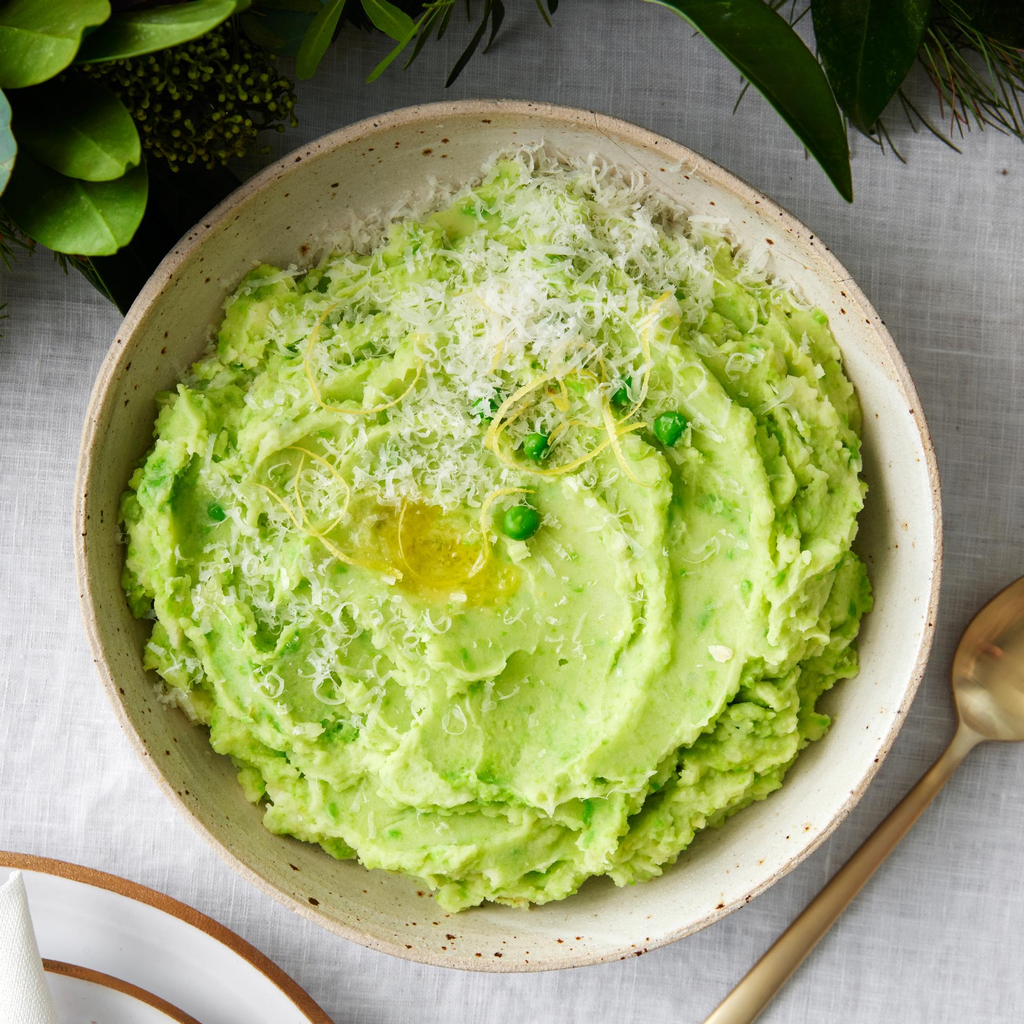 Herne-perunamuusi – herneillä, parmesaanilla ja sitruunalla maustettu muusi on täydellinen lisuke kalalle