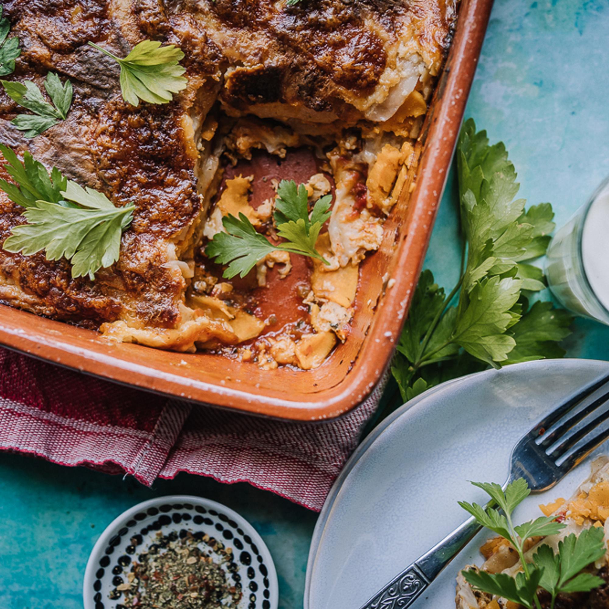 Ruokaisa tortillalasagne –  riittoisa uuniruoka, joka vie kovimmankin nälän