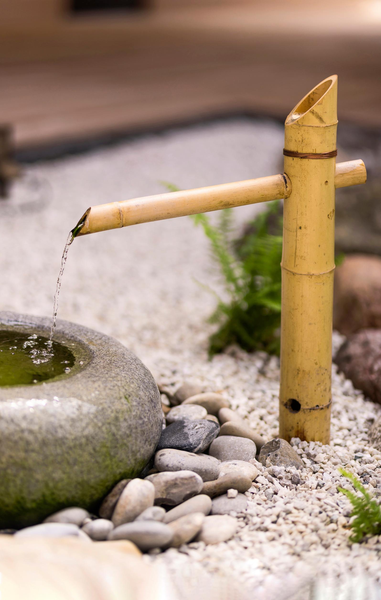 japanilainen puutarha: vesiaihe