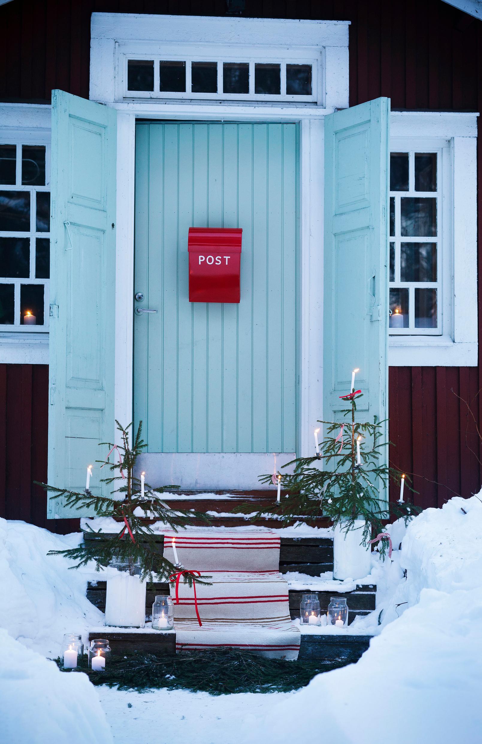 Jouluinen sisäänkäynti