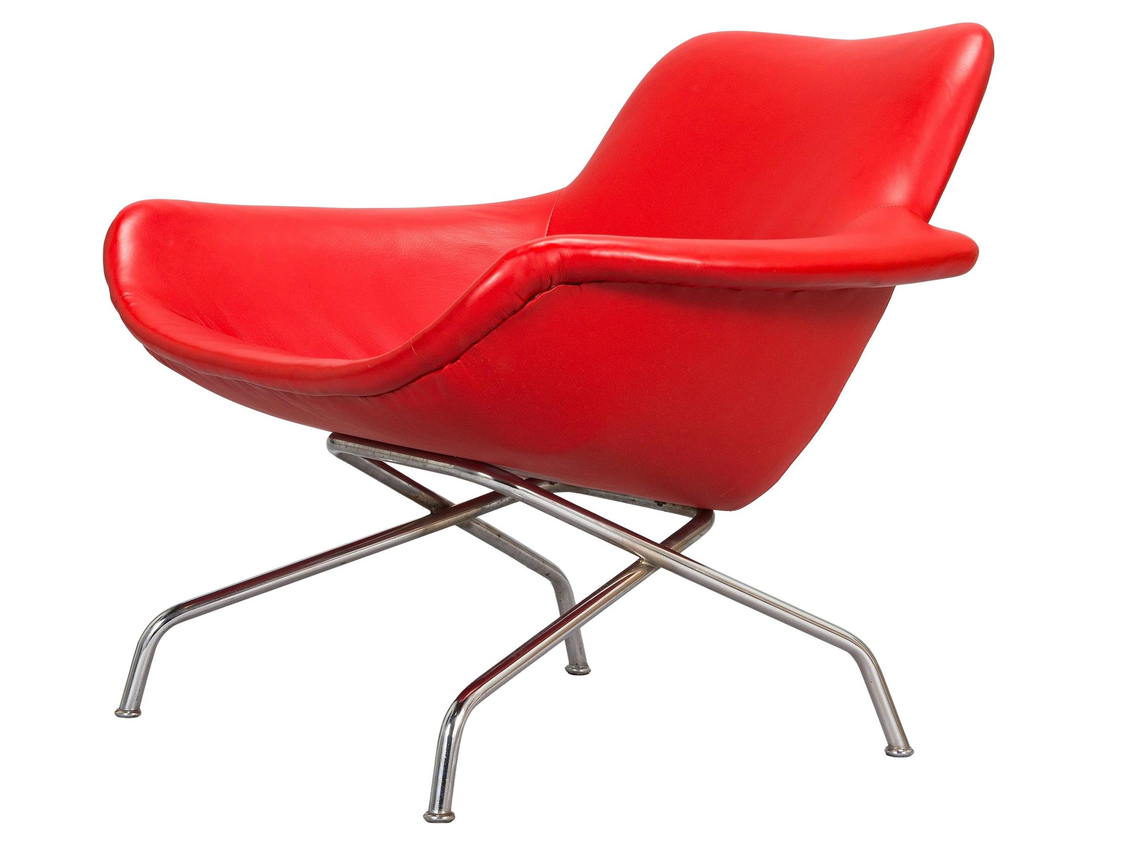 Lahjakas ja herkkä – sisustusarkkitehti Aulis Leinosen tie kulki sotapakolaisesta Helsingin kahviloiden ykkössisustajaksi ja makeiden kalusteiden muotoilijaksi