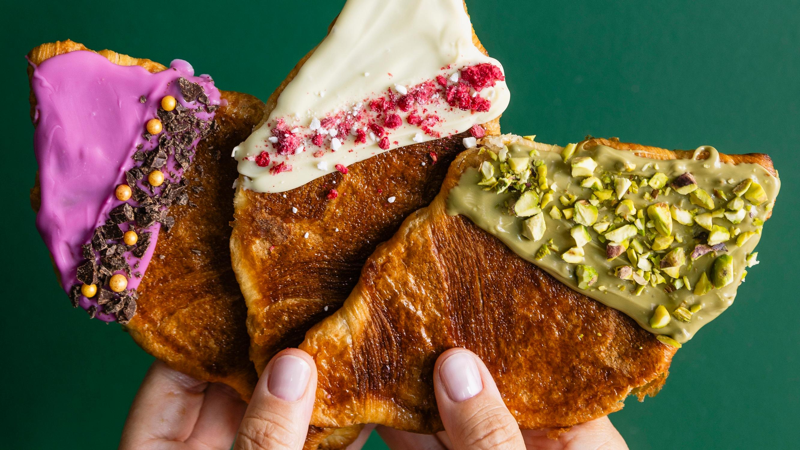 Litistetyt croissantit – kuorruta superrapea somehitti suklaalla ja muilla lempiherkuilla