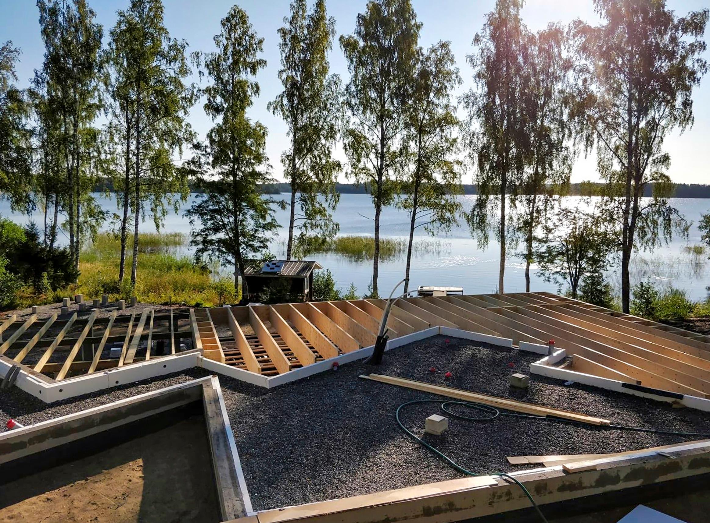 Puurakenteinen rossipohja